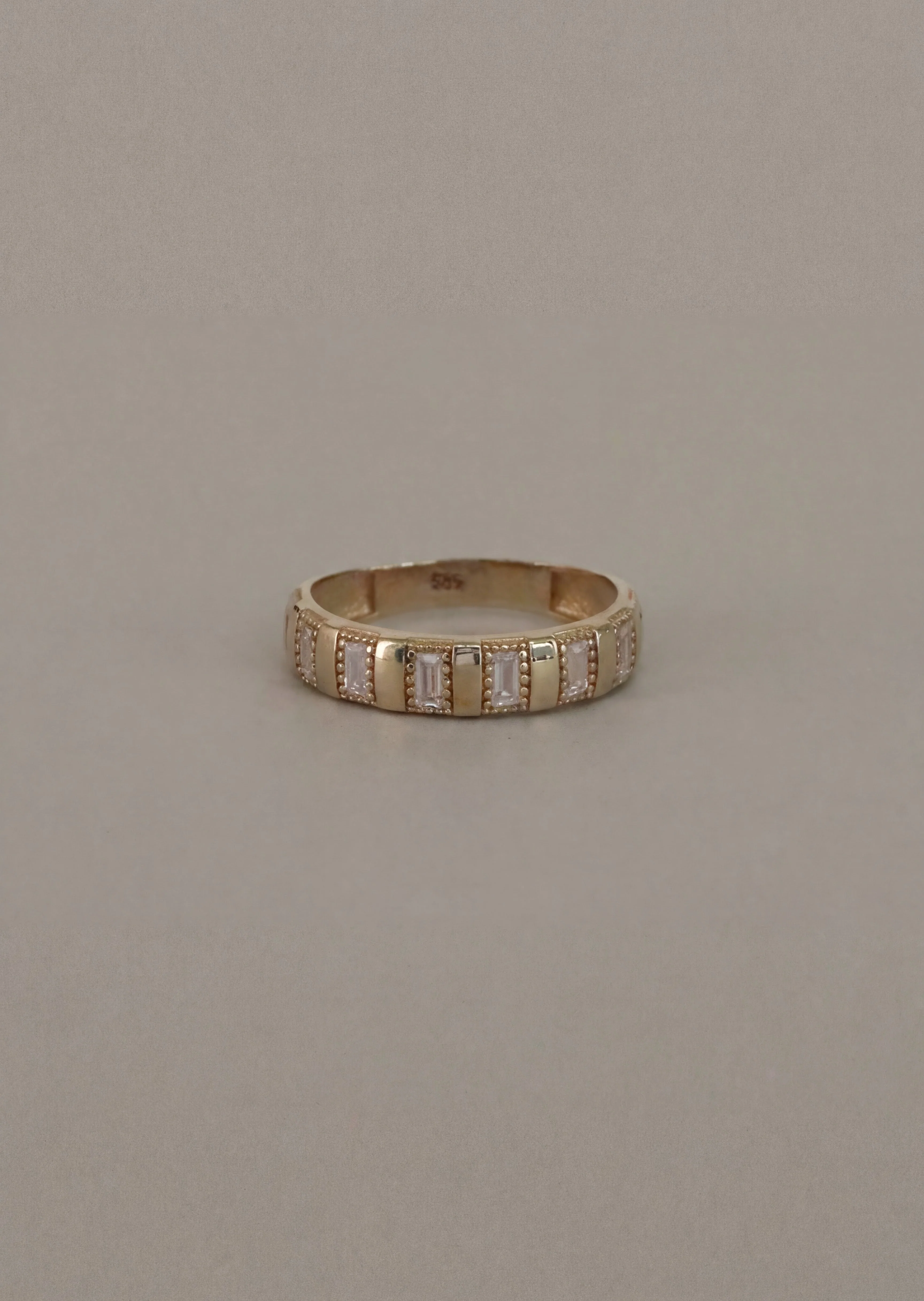 Kinn - Vintage 14k Baguette CZ Ring