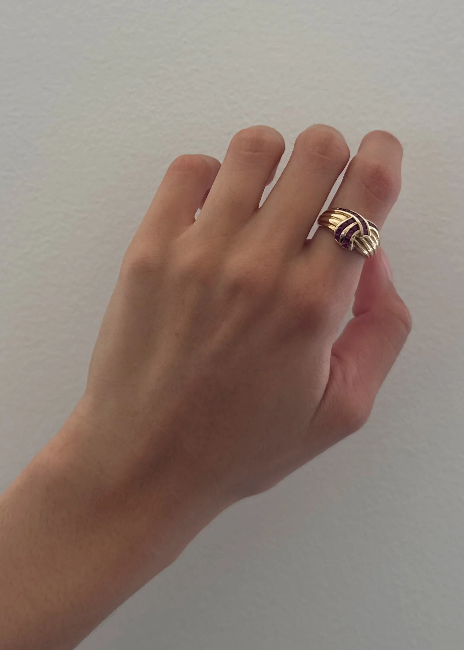 Kinn - Vintage 14k Pink Sapphire Ring - Image 2
