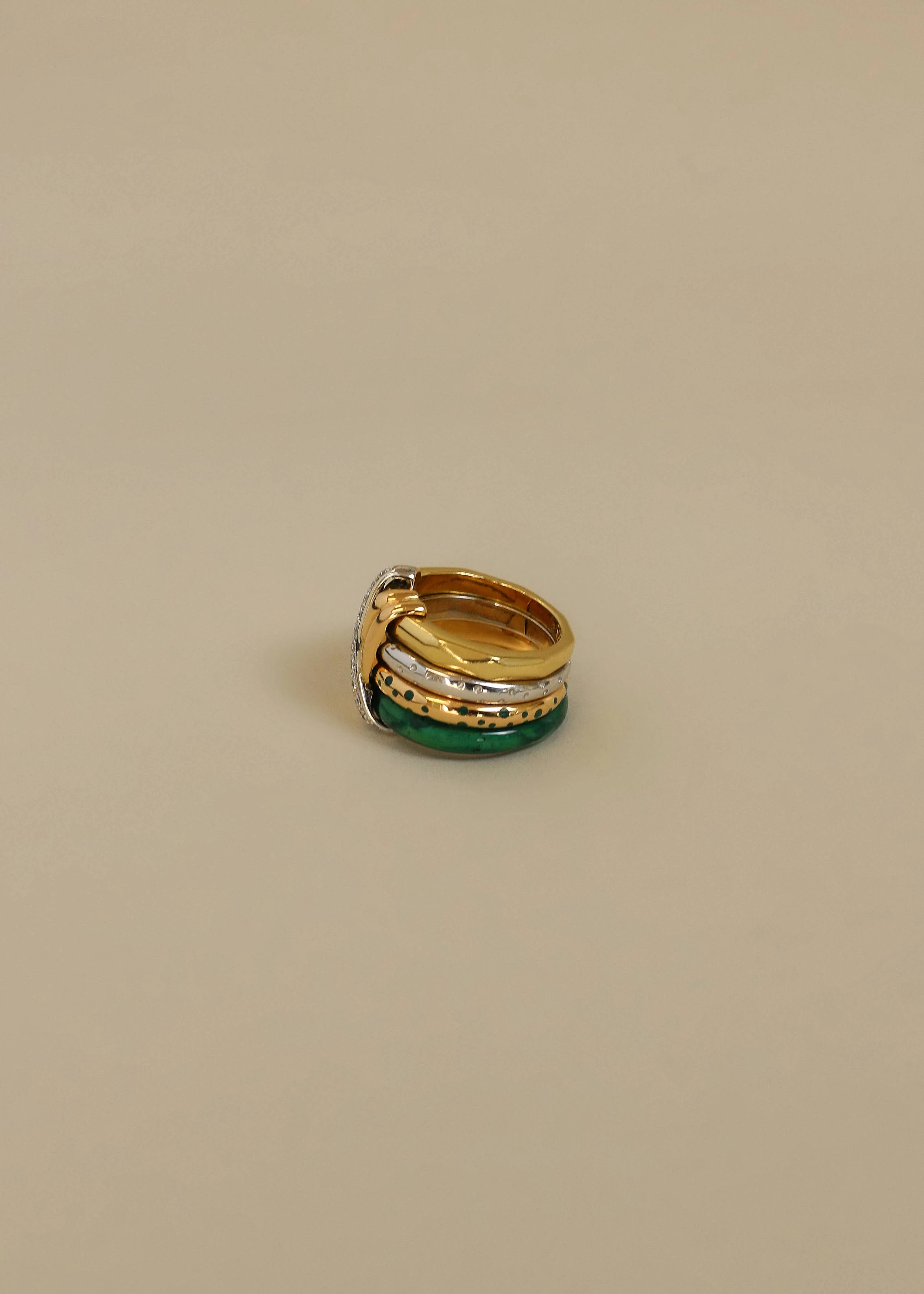 Kinn - Vintage 4 Ridge X Ring 18k - Image 3