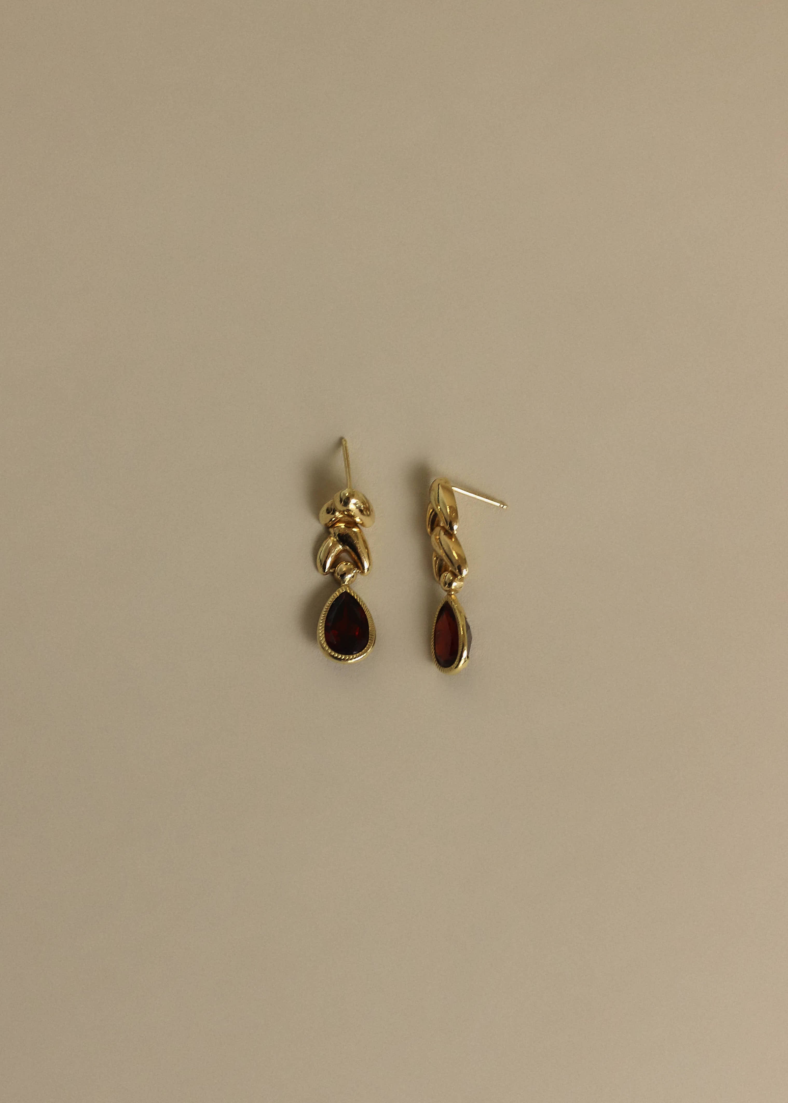 Kinn - Vintage Garnet Drop Earrings