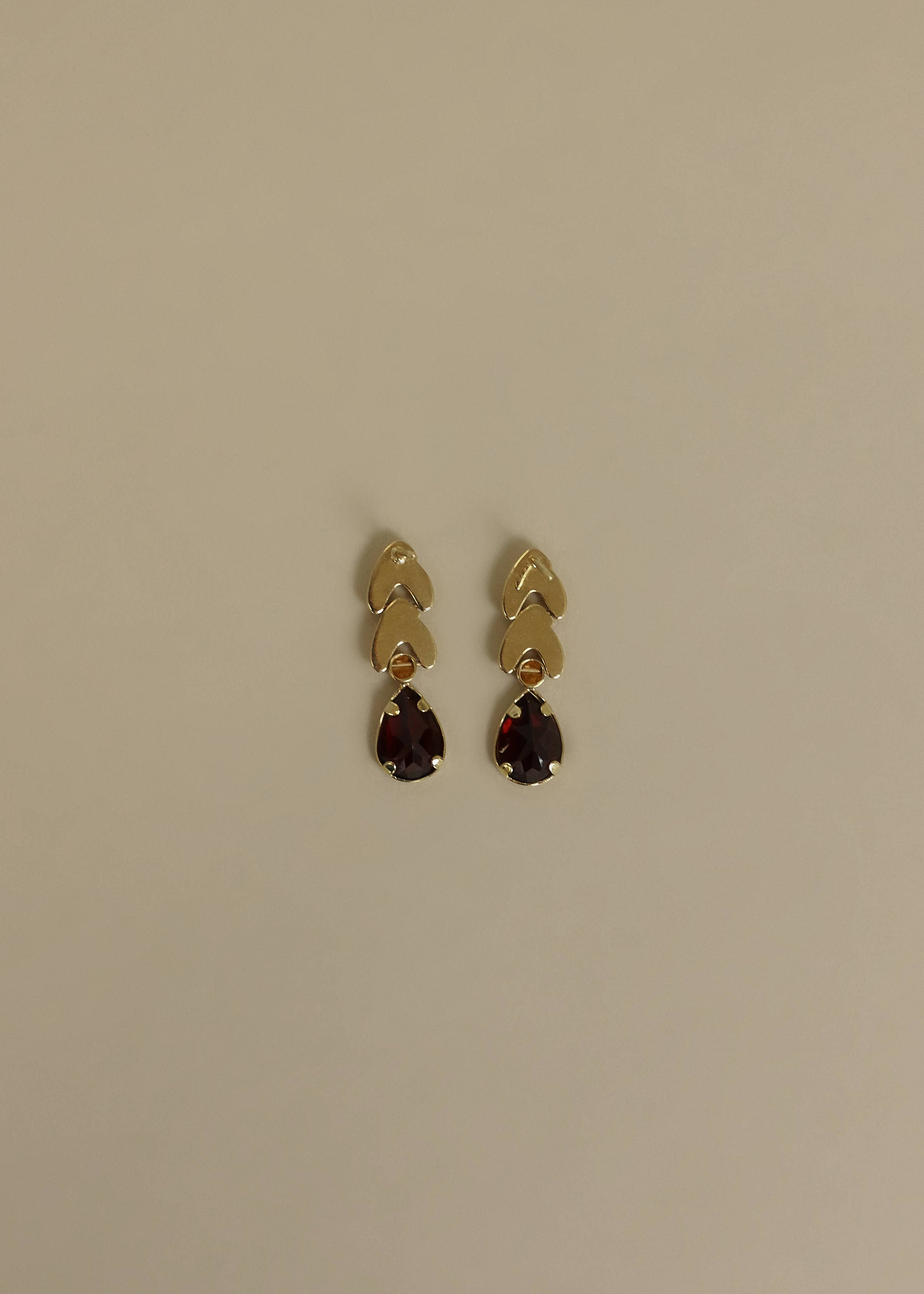 Kinn - Vintage Garnet Drop Earrings - Image 3