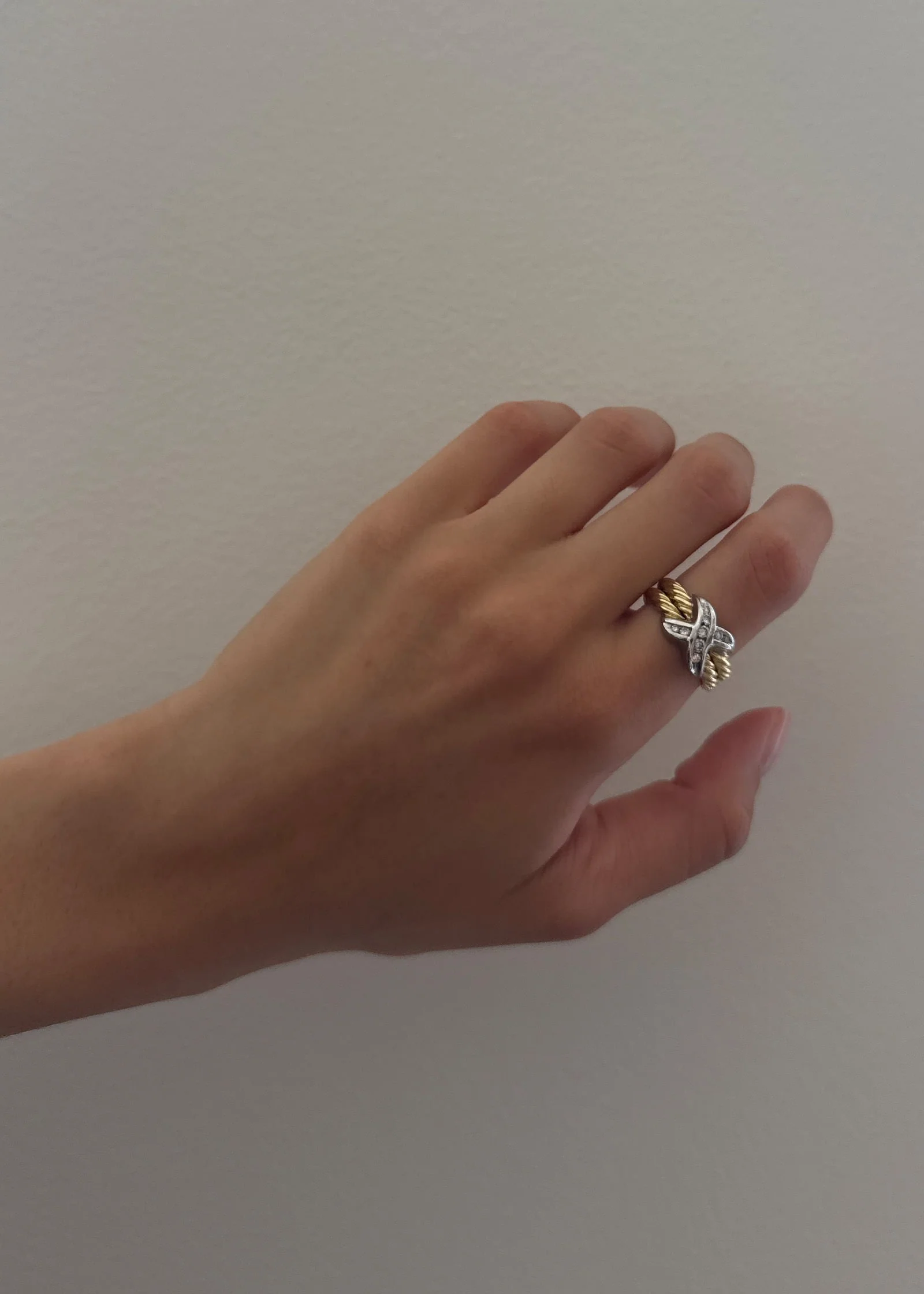 Kinn - Vintage X 14k Diamond Ring - Image 2
