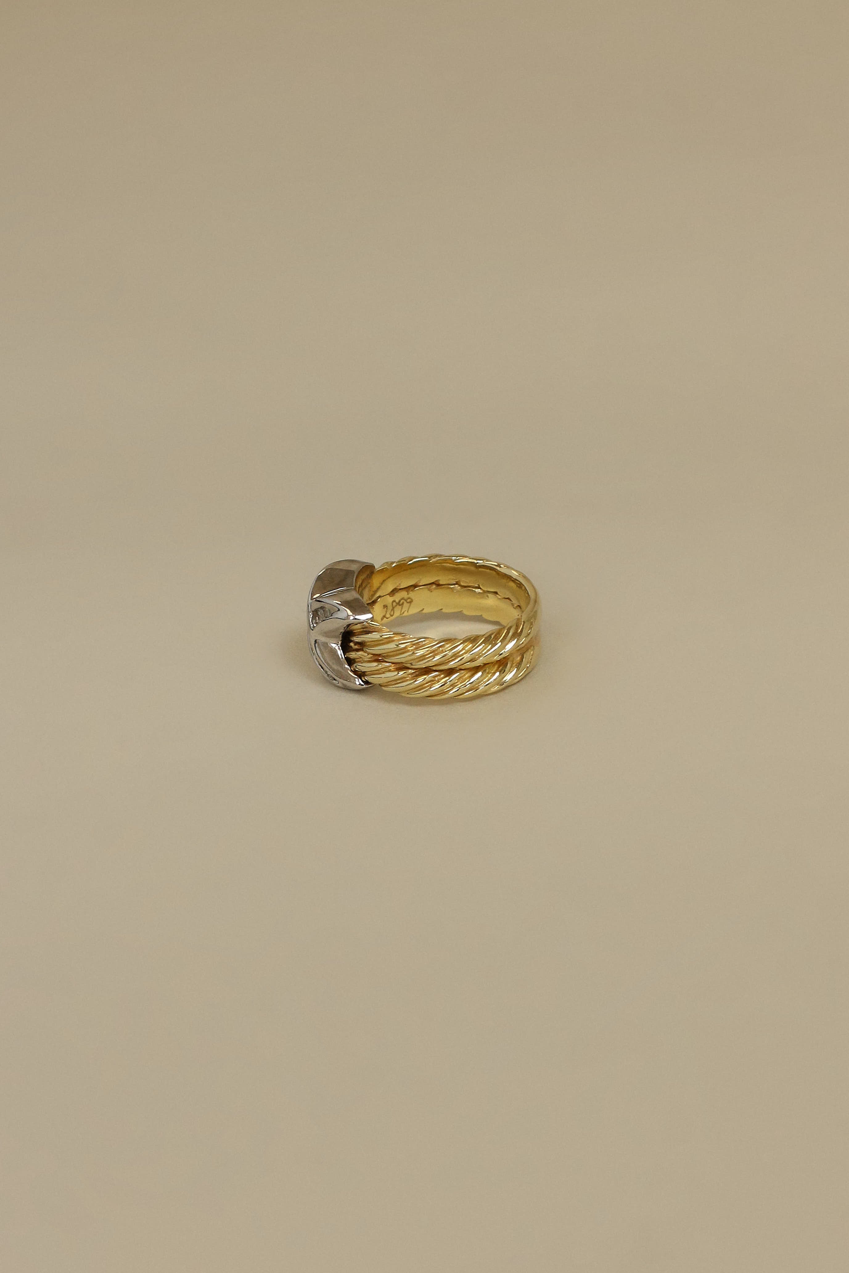 Kinn - Vintage X 14k Diamond Ring - Image 3