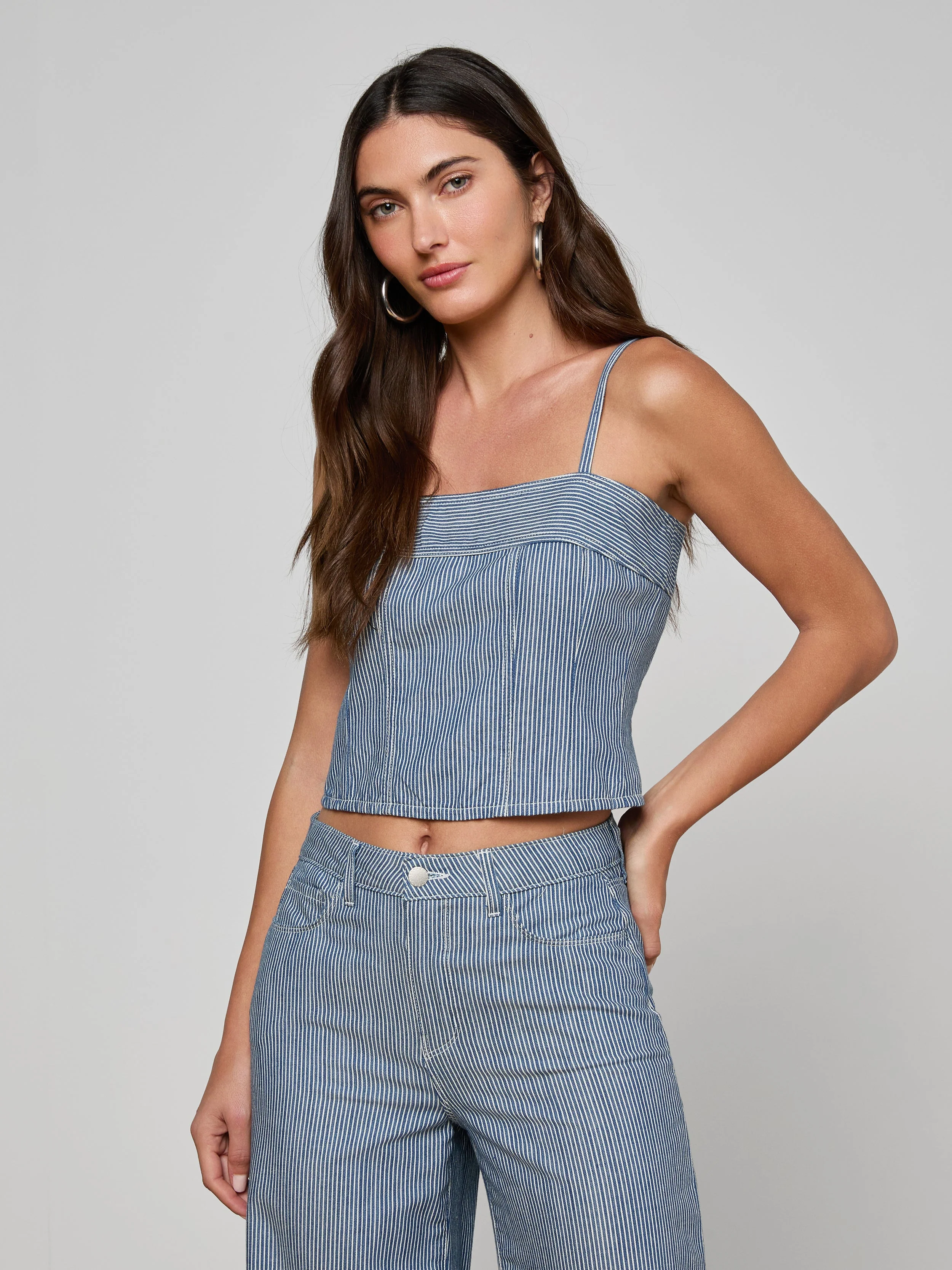 L'AGENCE - Arlin Tank