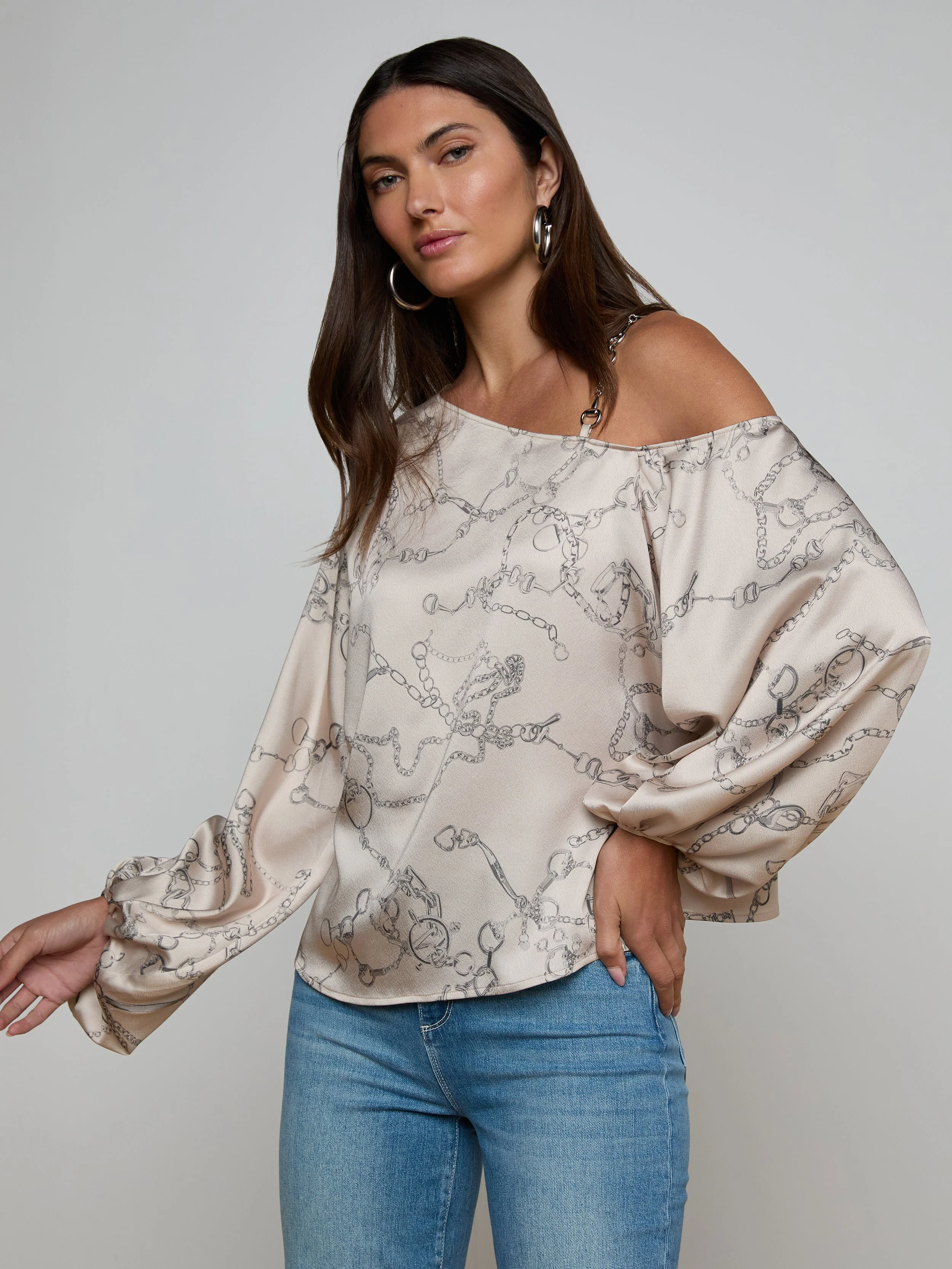 L'AGENCE - Asami Chain One - Shoulder Blouse - Image 3