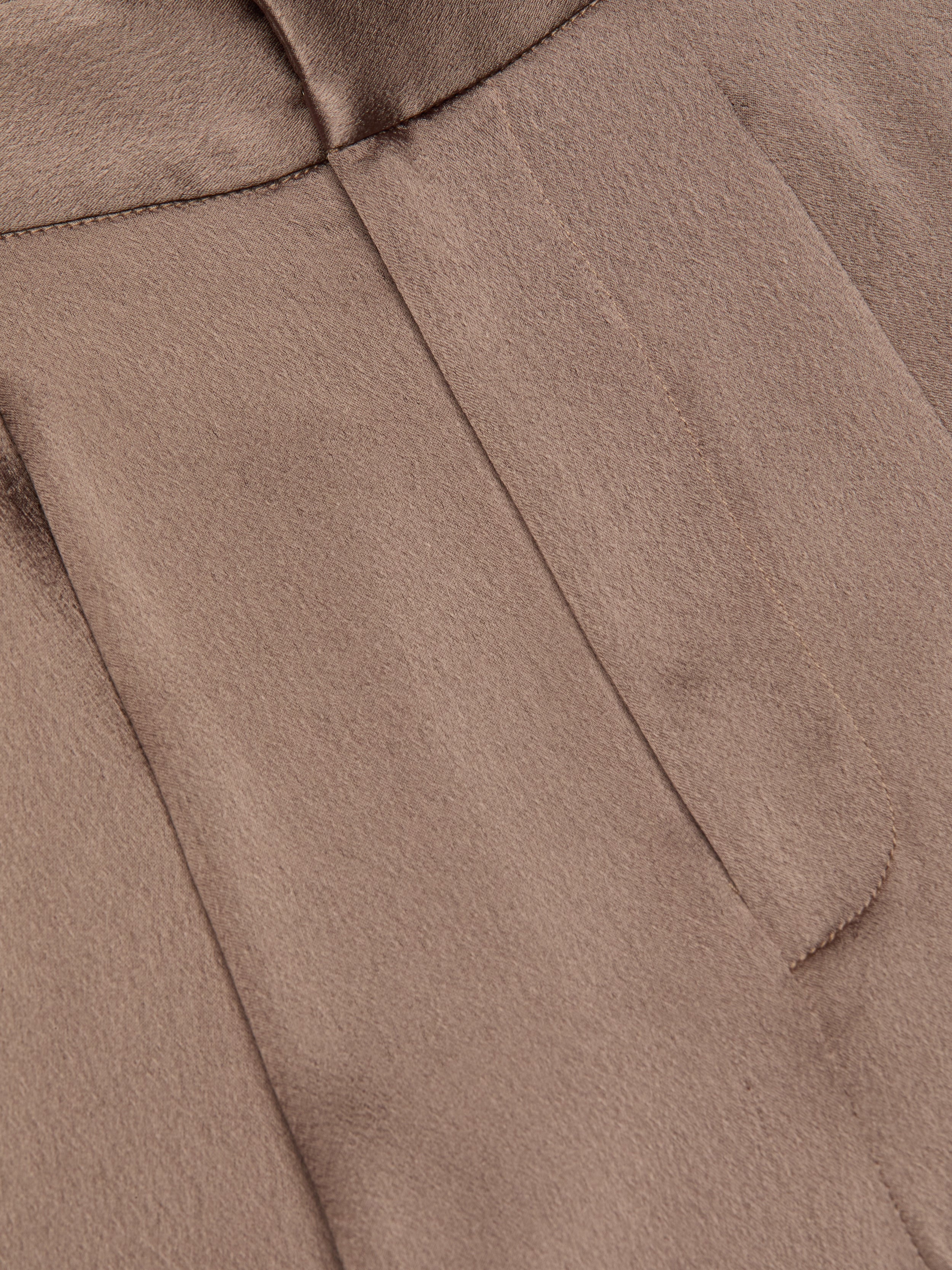 L'AGENCE - Aubrie Satin Pant - Image 5