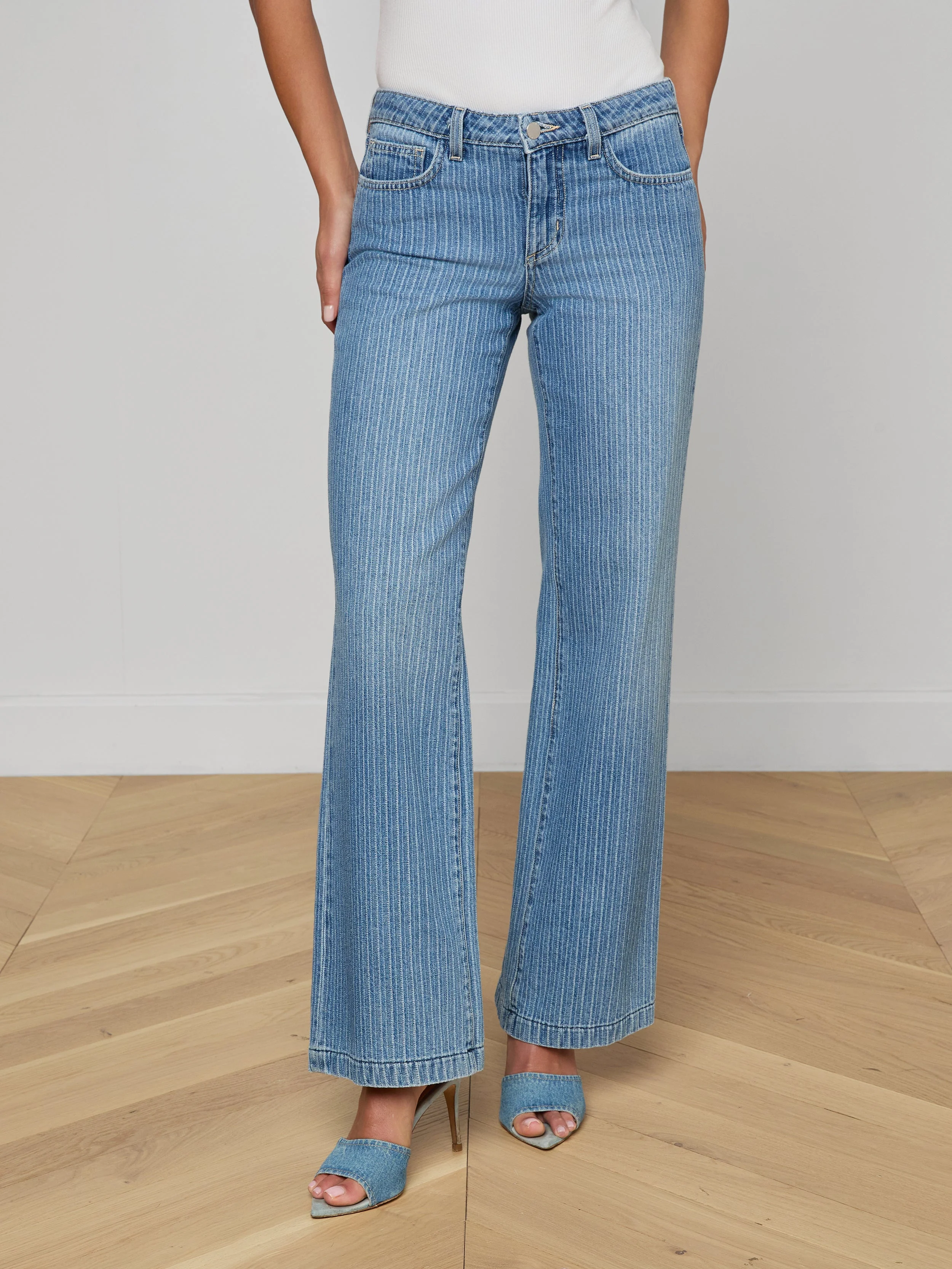L'AGENCE - Joanne Low - Rise Wide - Leg Jean - Image 2
