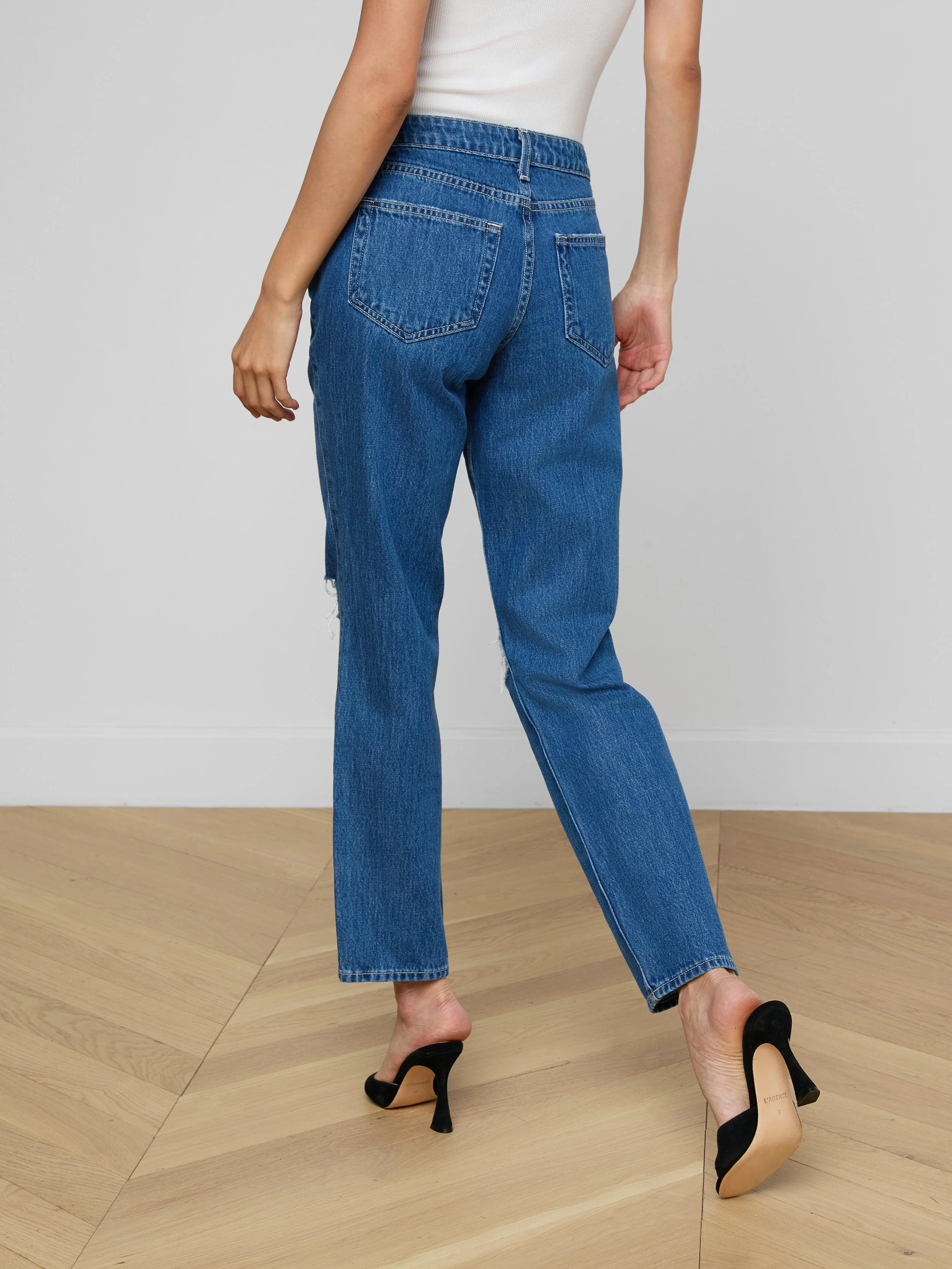 L'AGENCE - Nevia Slouchy Straight - Leg Jean - Image 4