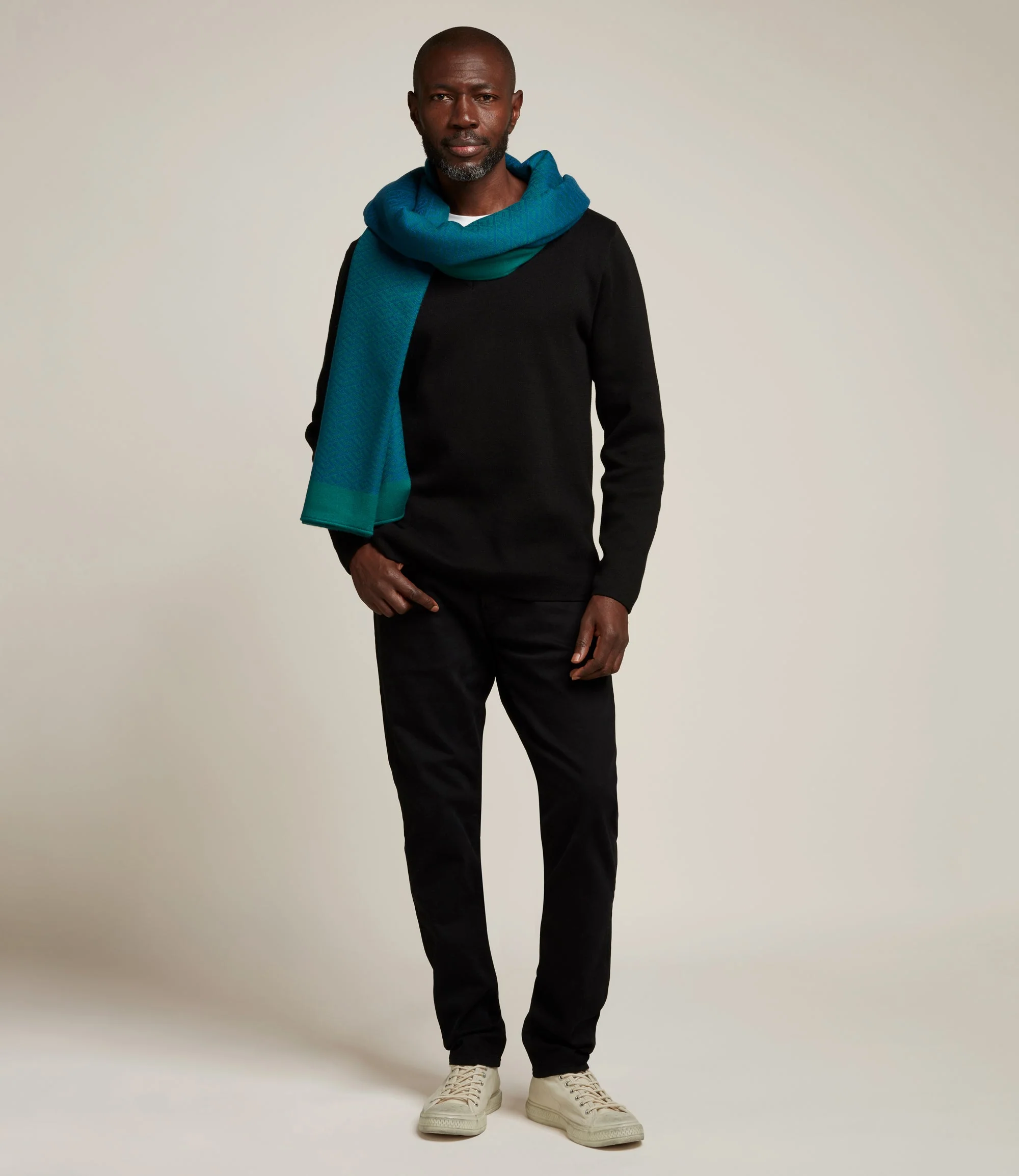 Metier - Large Cashmere Throw Yves Blue and Emerald - Image 4