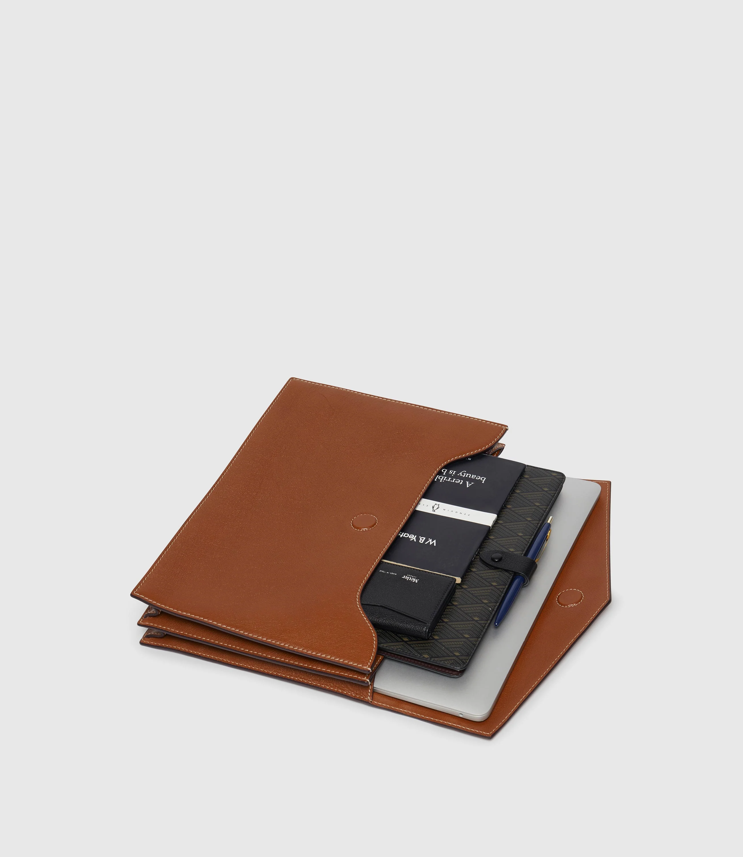 Metier - Double Document Folio Buffalo Cognac - Image 6