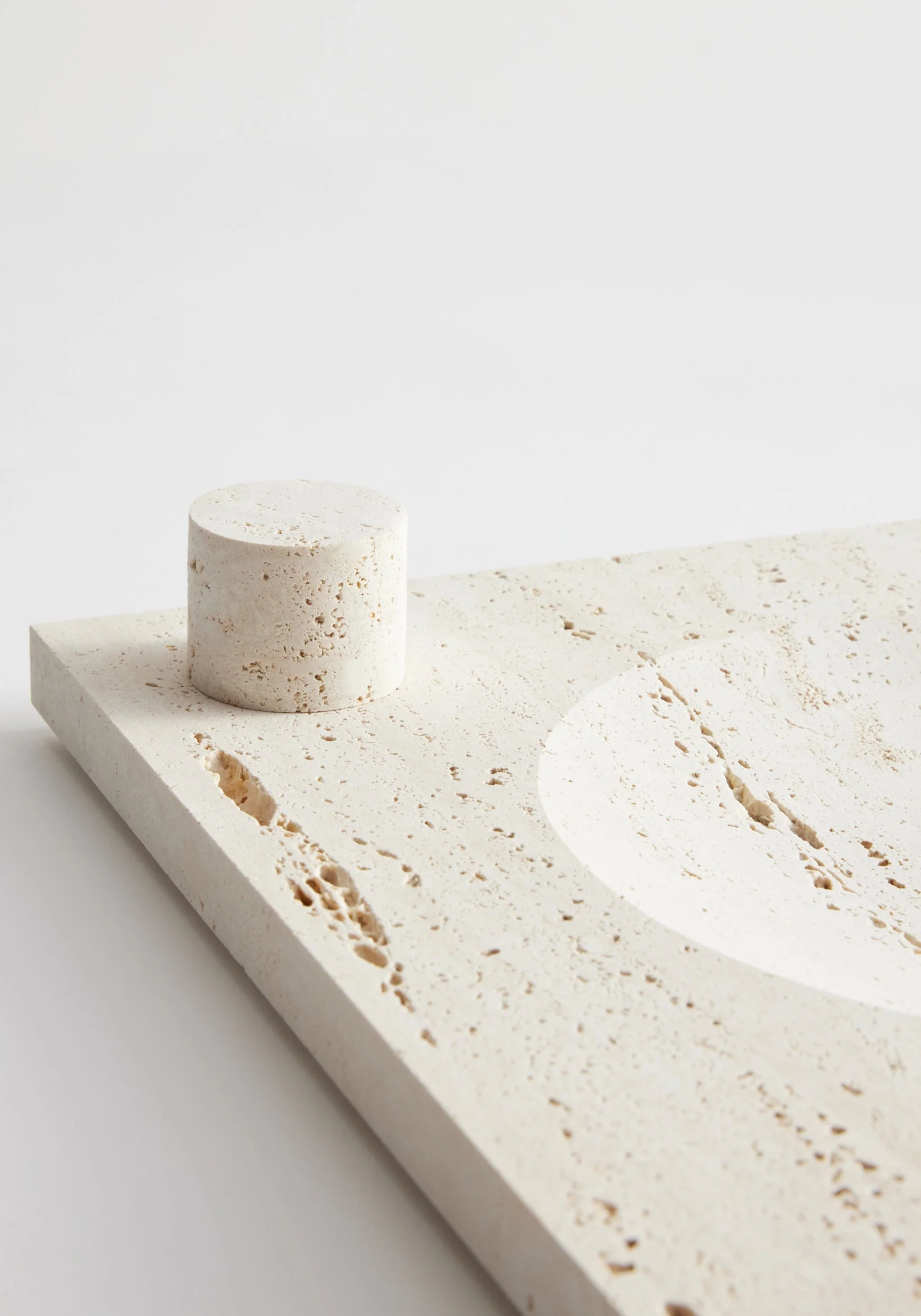ROHE - Large tray | travertine - Image 5