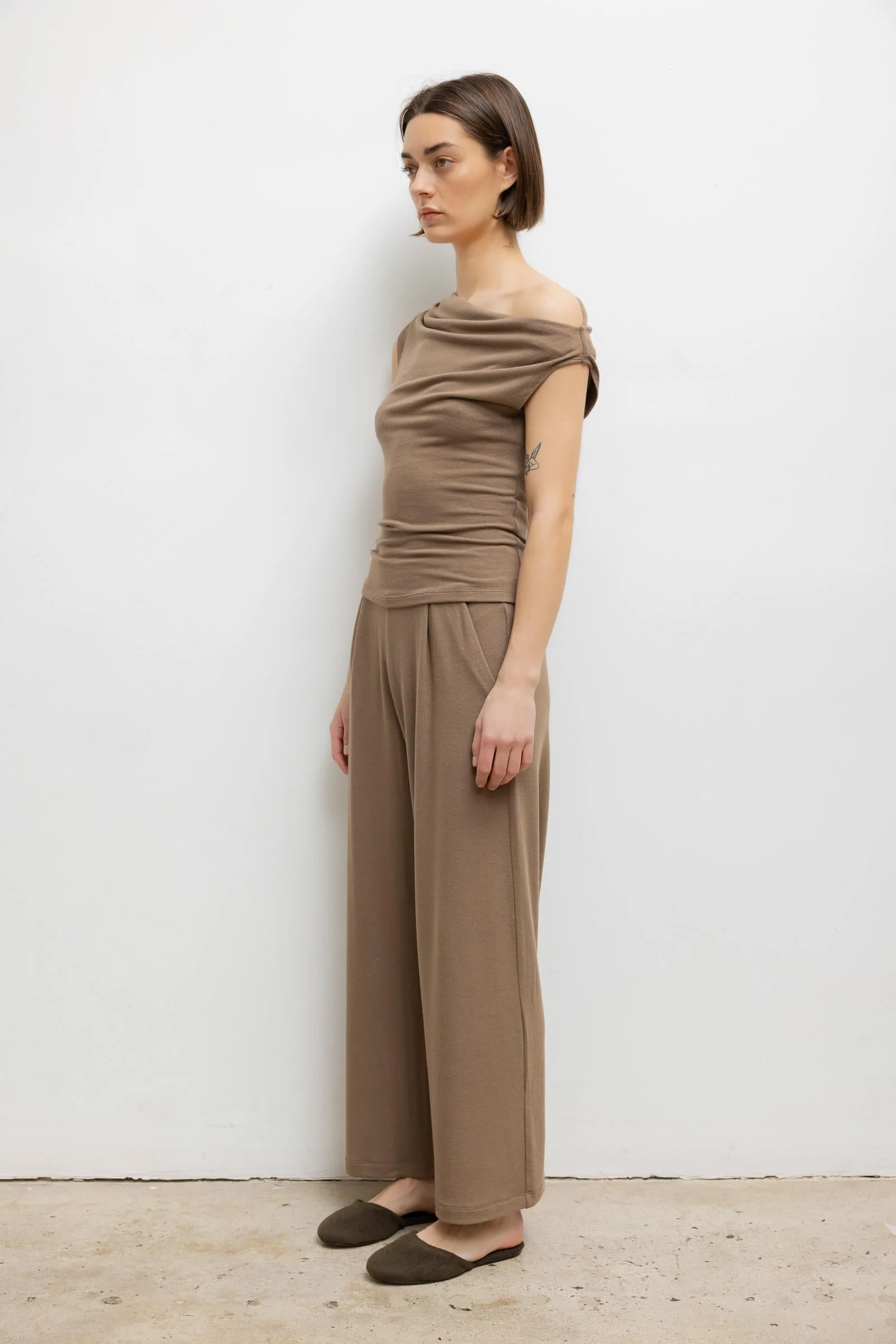 Leset - Lauren Crop Pleated Pocket Pant - Image 5