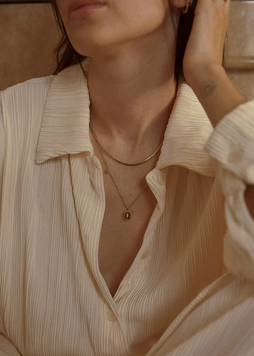 Kinn - Le Chat Marquise Cushion Necklace Diamond - Image 4