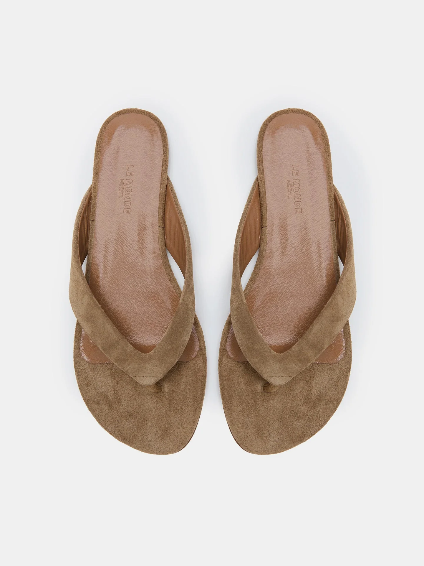 Le Monde Beryl - Flat Thong Sandal / Taupe Suede - Image 3