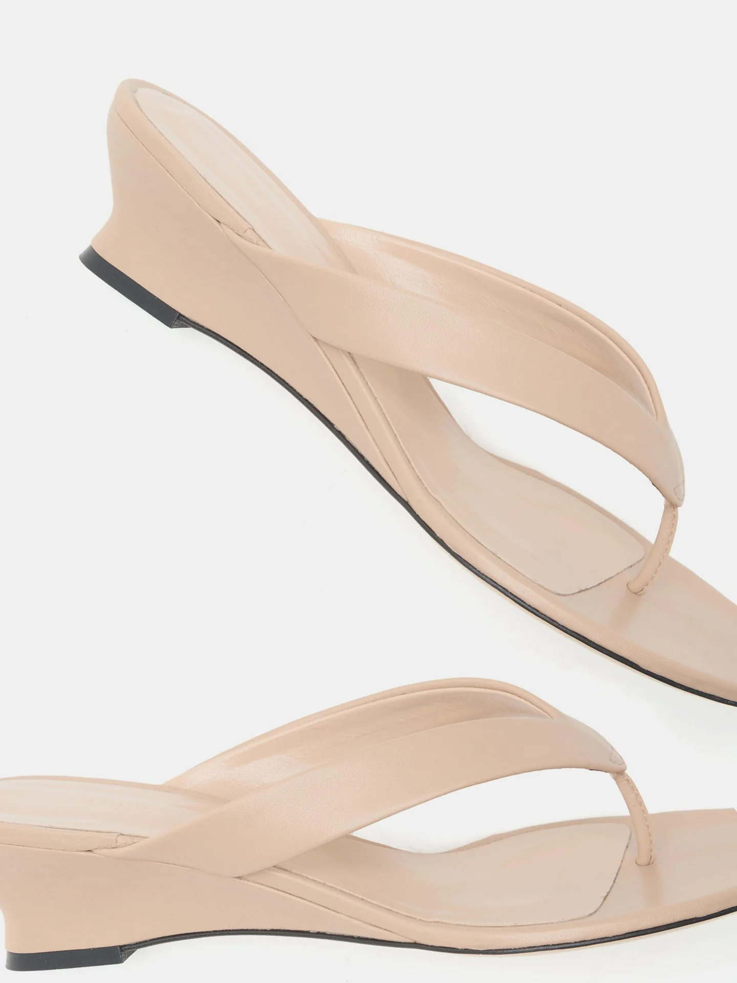 Le Monde Beryl - Micro Wedge Thong / Fawn Leather - Image 4