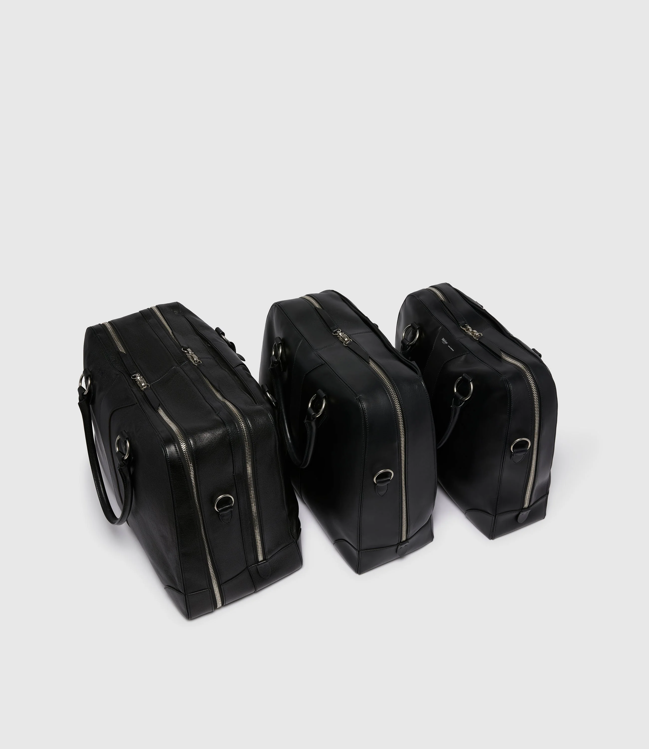 Metier - Le Petit Voyage Overnight Briefcase Buffalo Black - Image 4