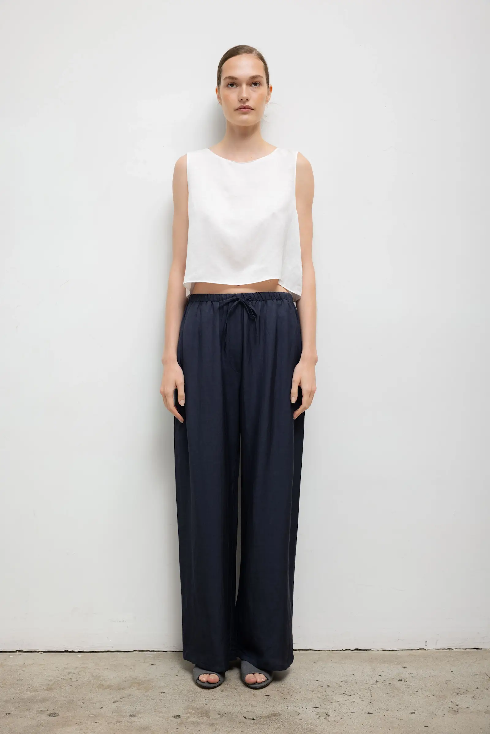 Leset - Daniel Crop Sleeveless Crew - Image 3