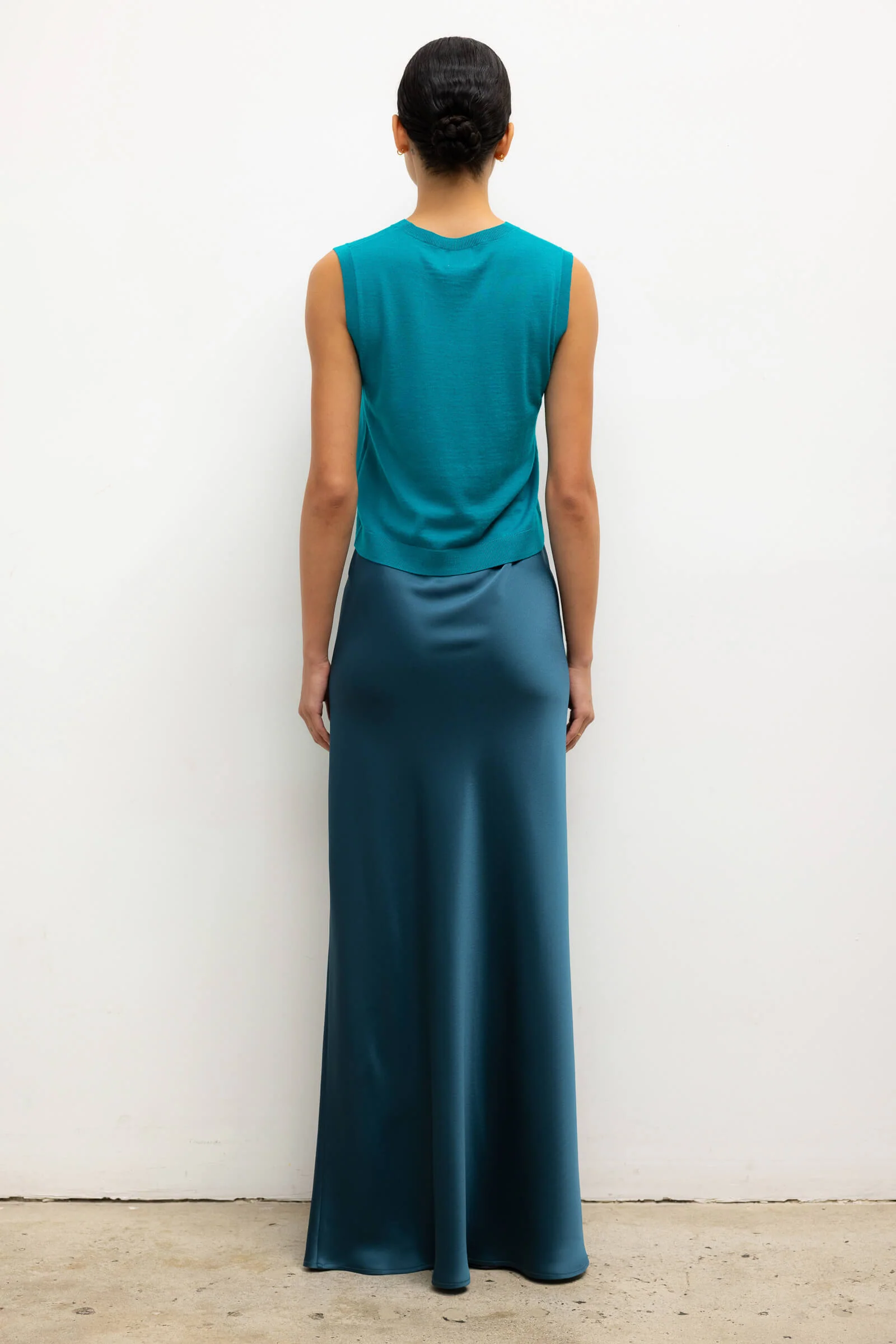 Leset - James Sleeveless Crew - Image 7
