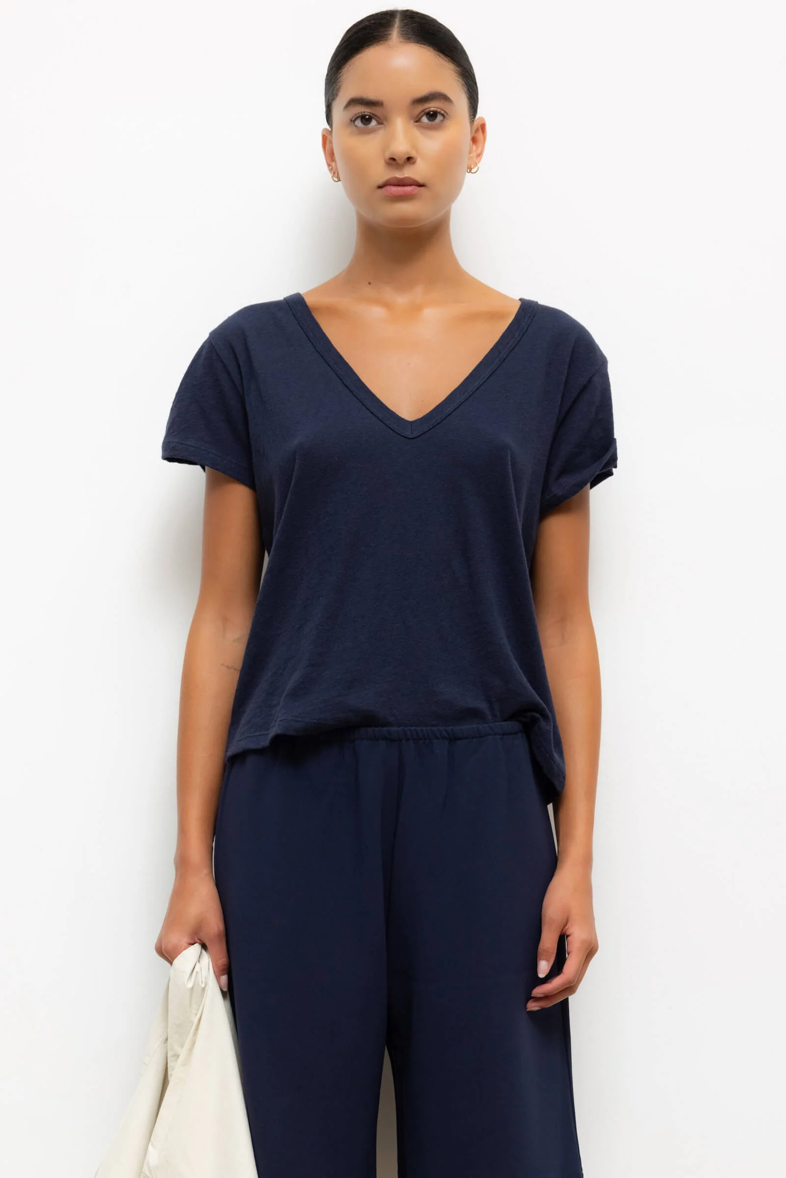 Leset - Laura V Neck Tee