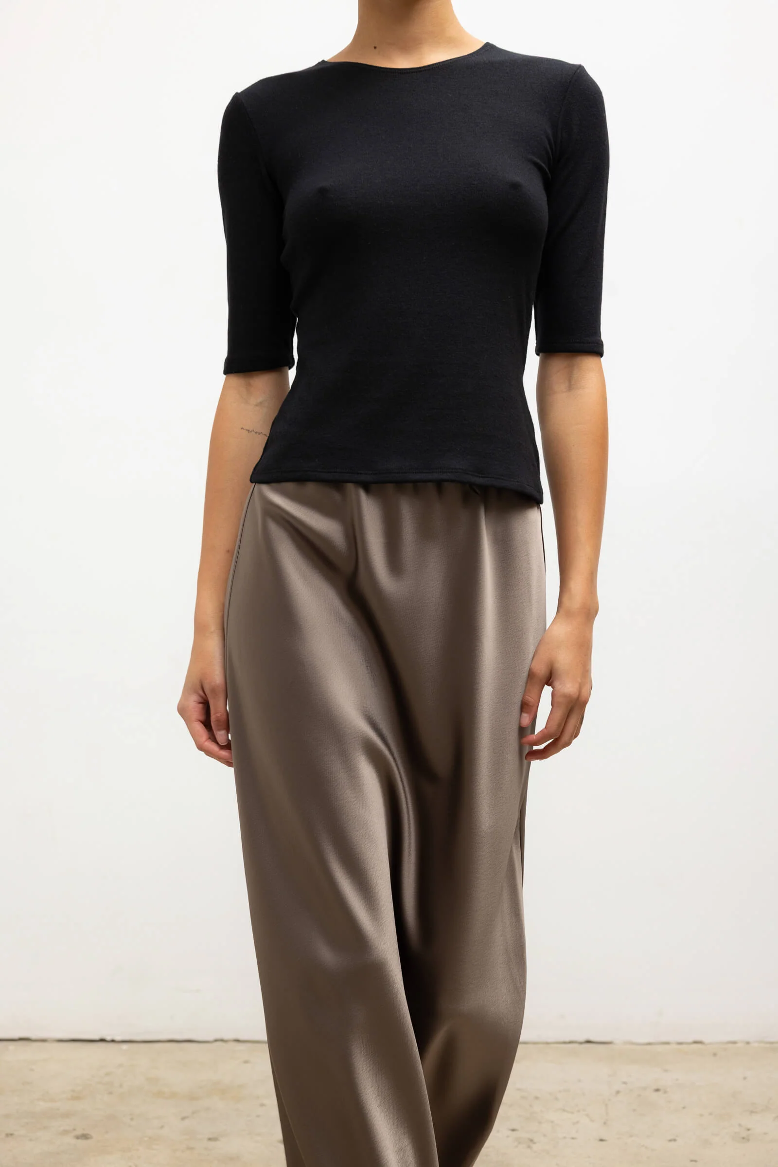 Leset - Lauren Mid Sleeve Tee - Image 5