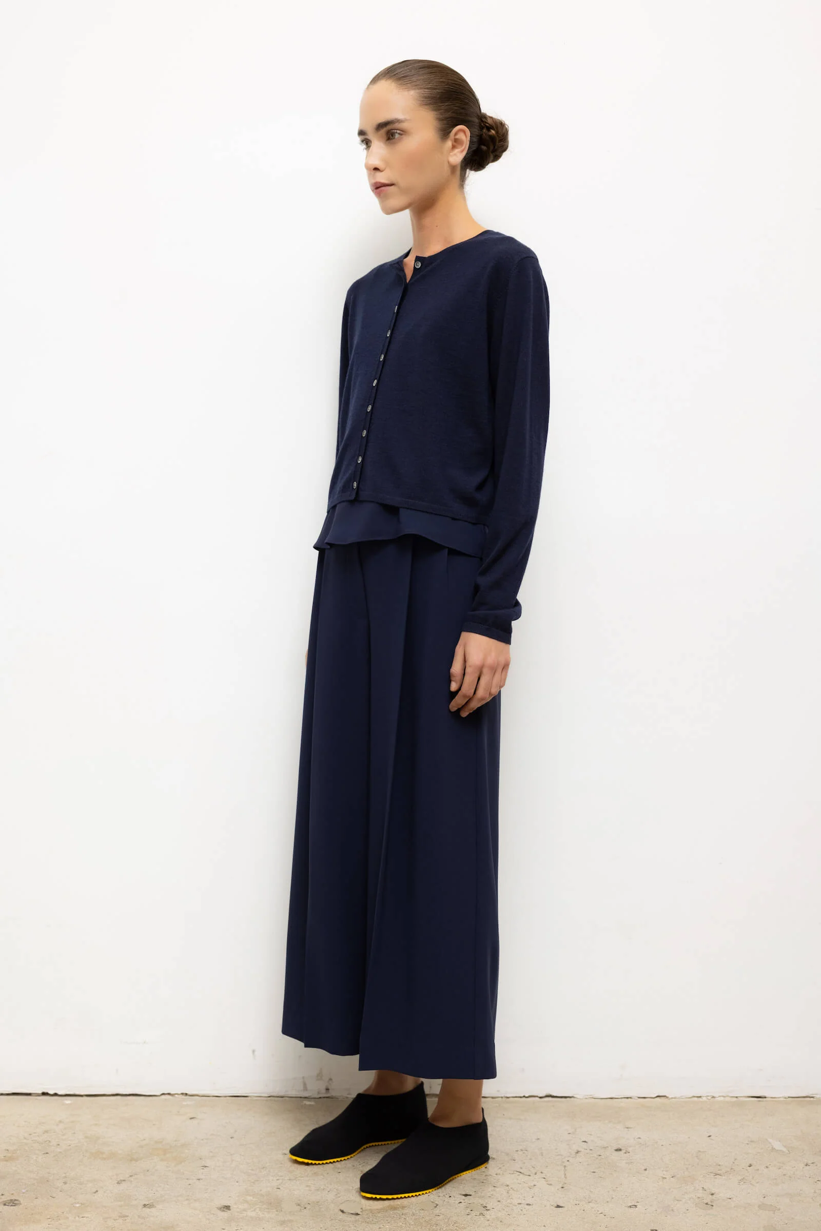 Leset - Pre - Order: James Crew Cardigan - Image 6