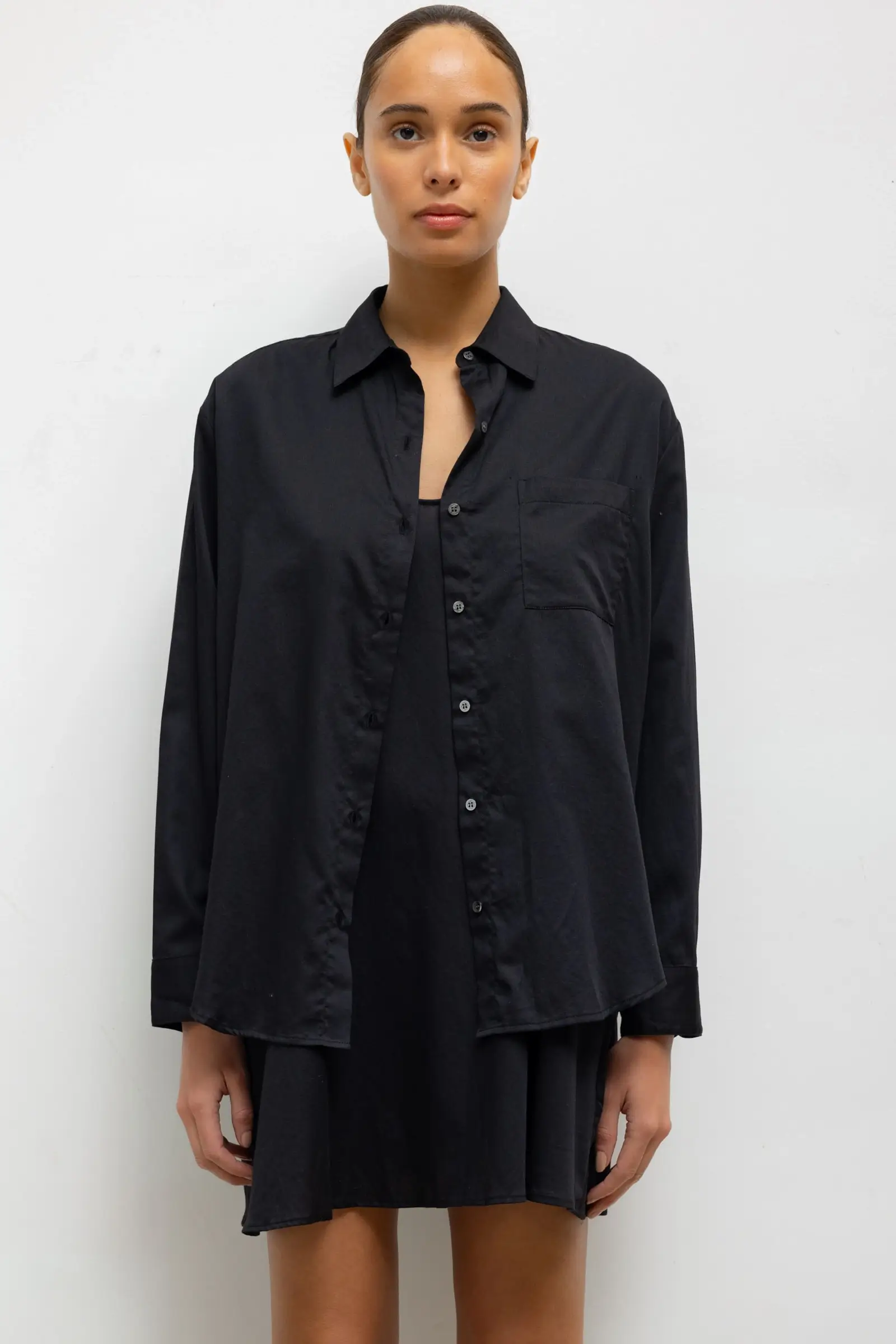 Leset - Pre - Order: Yoko Classic Button Down