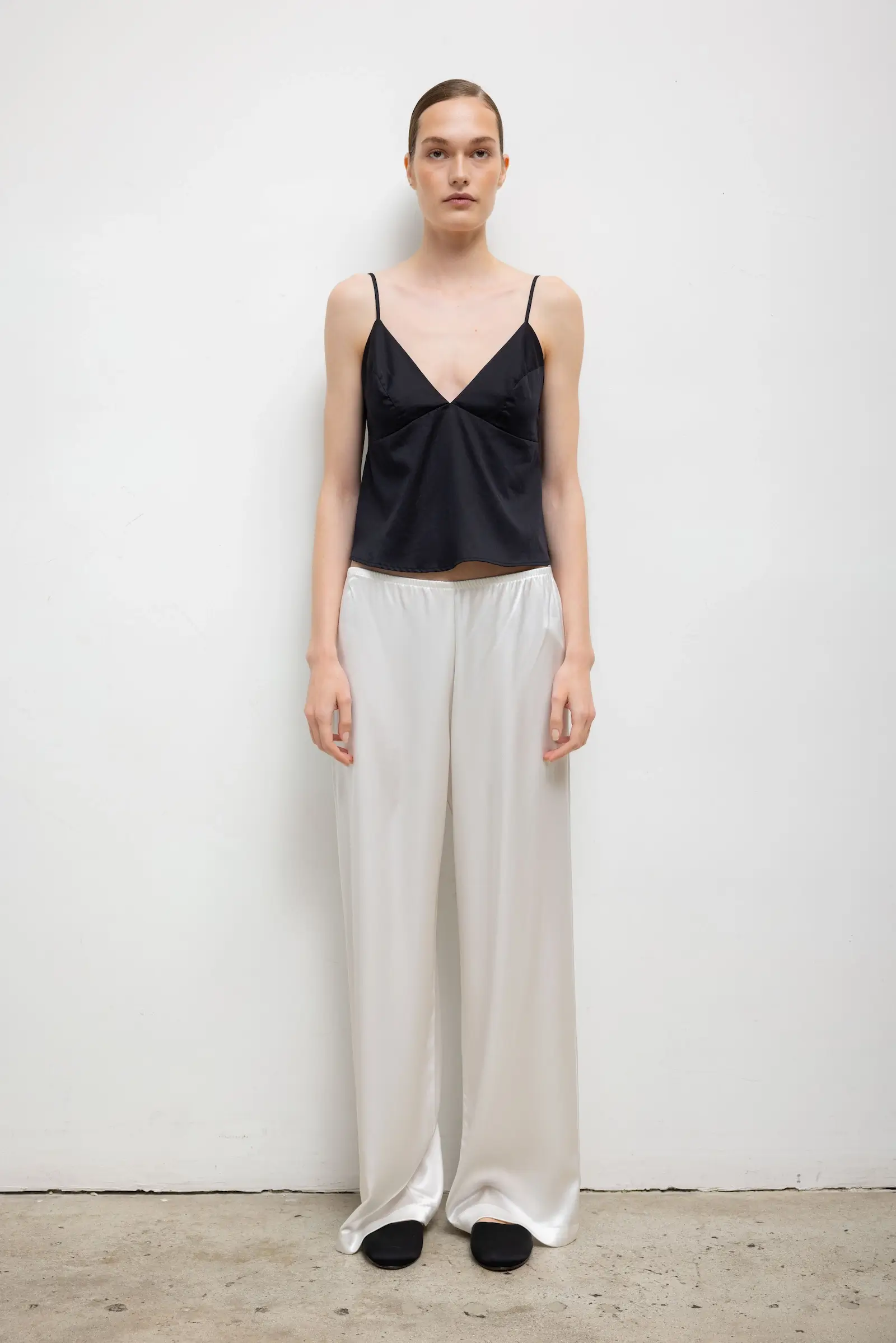 Leset - Pre - Order: Yoko Triangle Tank - Image 3