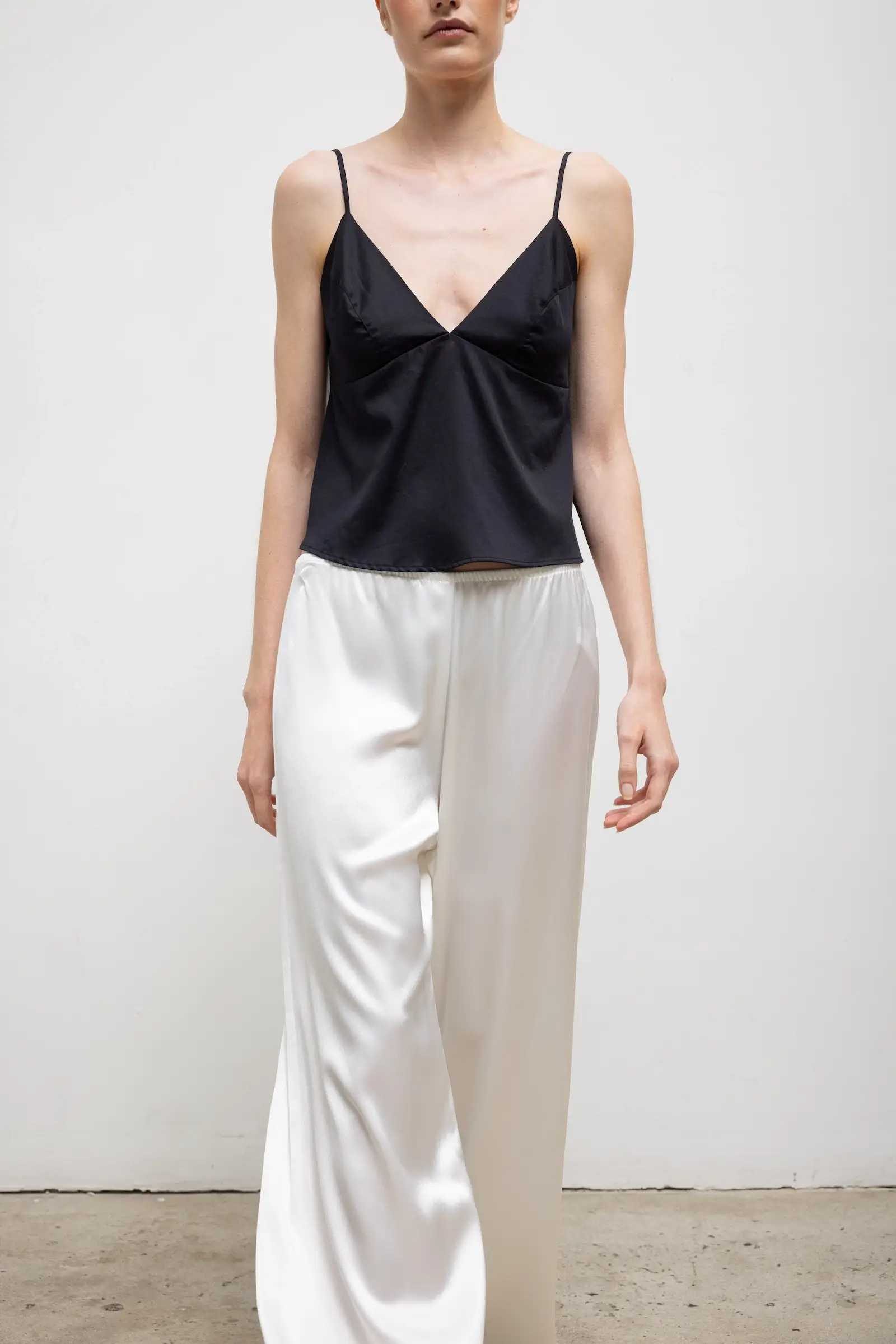 Leset - Pre - Order: Yoko Triangle Tank - Image 5