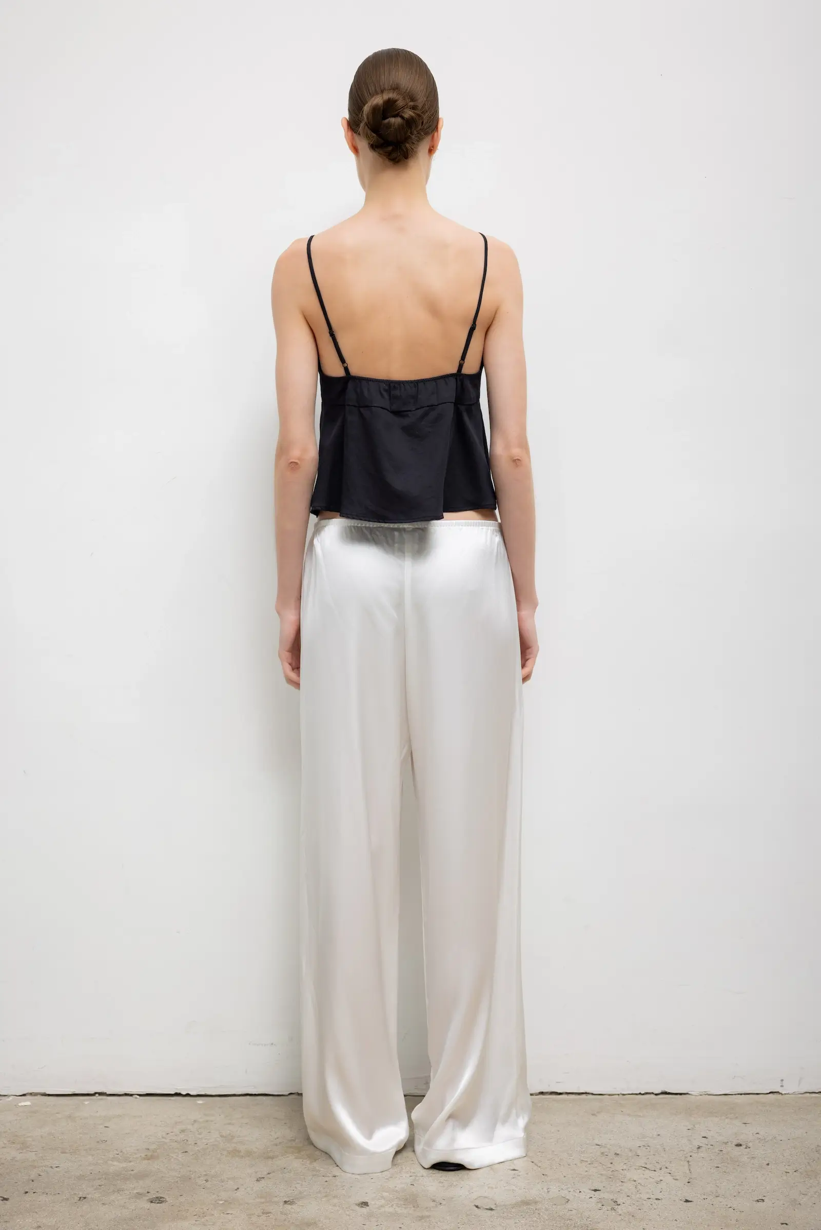 Leset - Pre - Order: Yoko Triangle Tank - Image 7