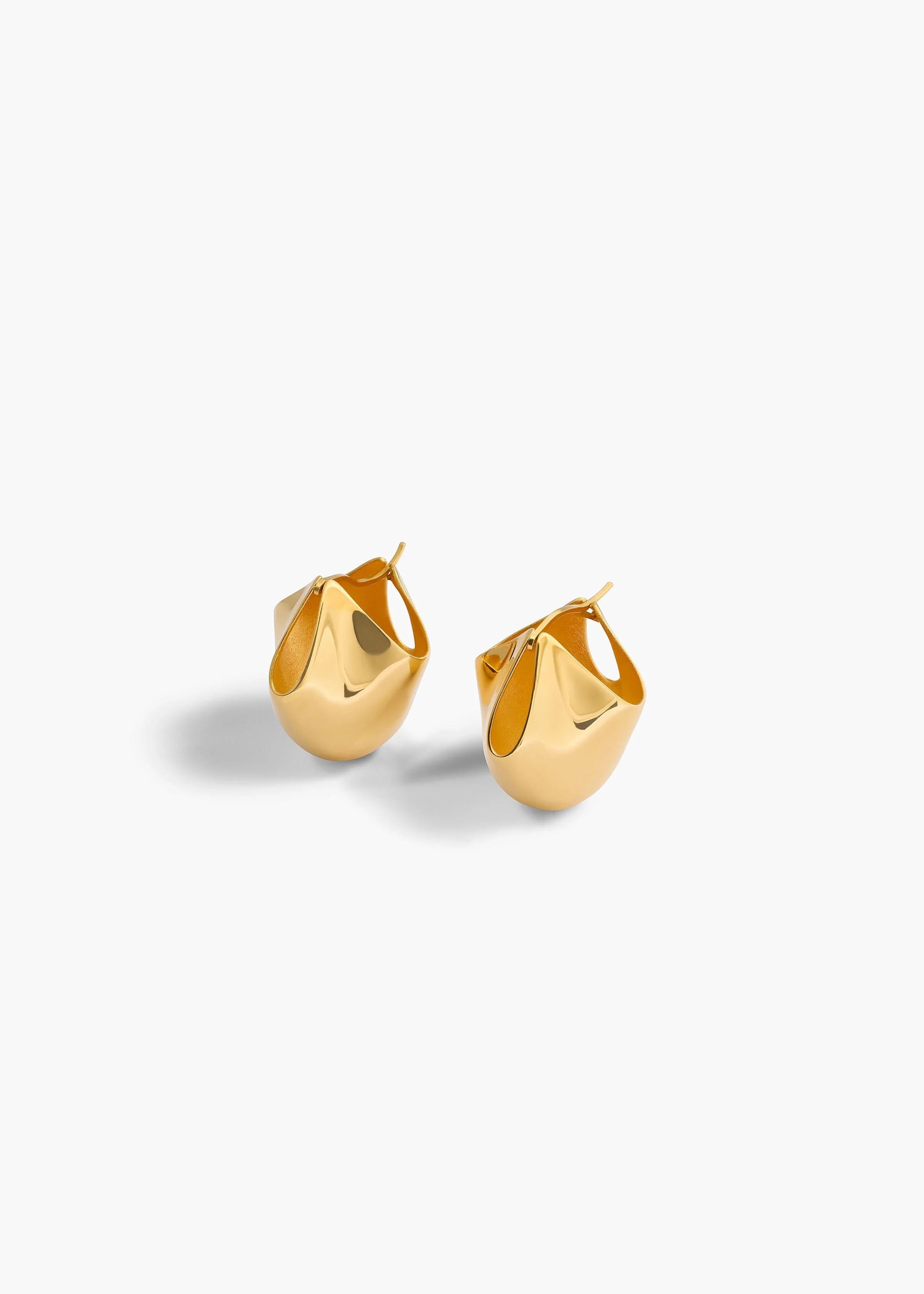 Khaite - Medium Lotus Earrings in Gold - Image 5