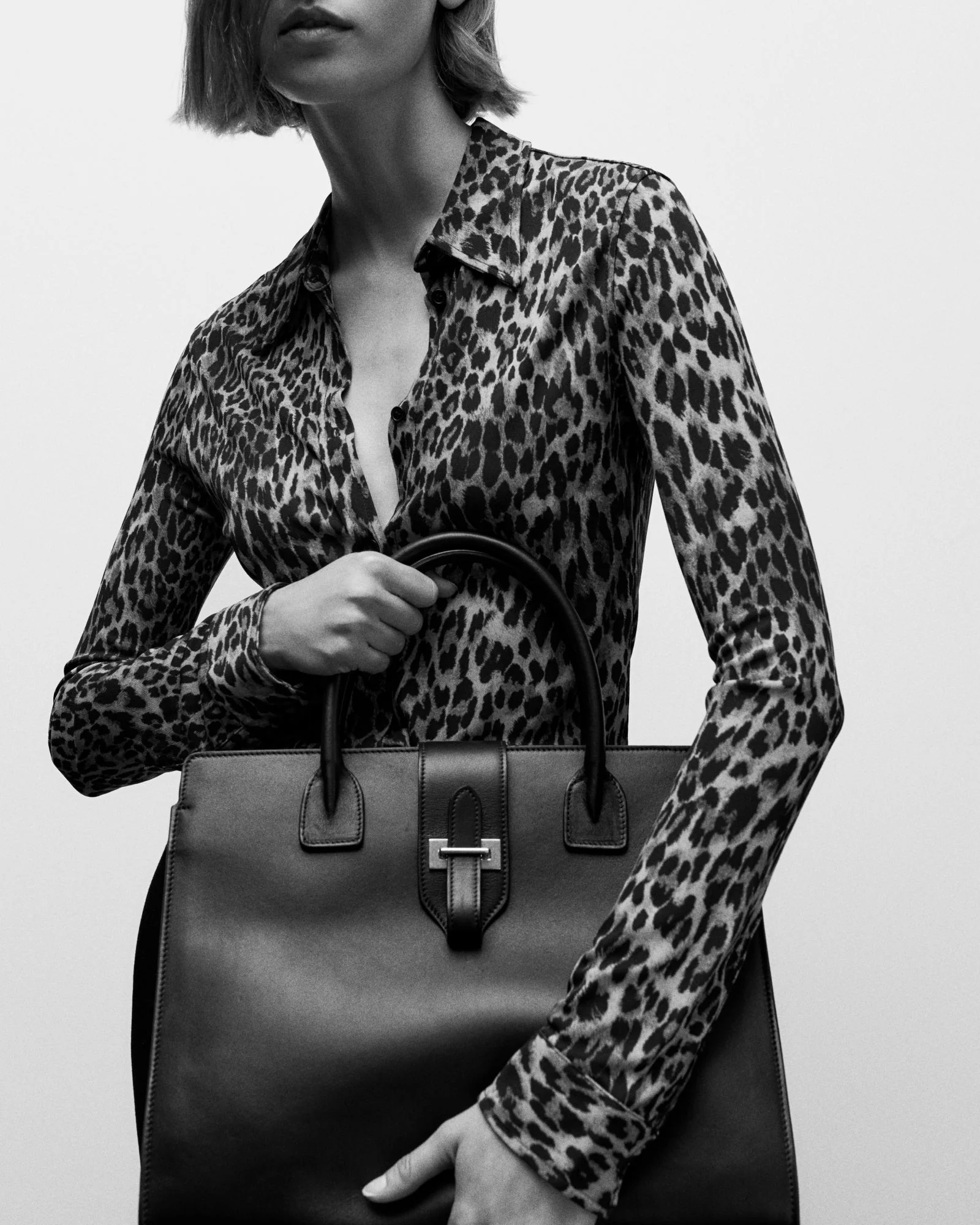 Nili Lotan - LOU BAG - Image 4