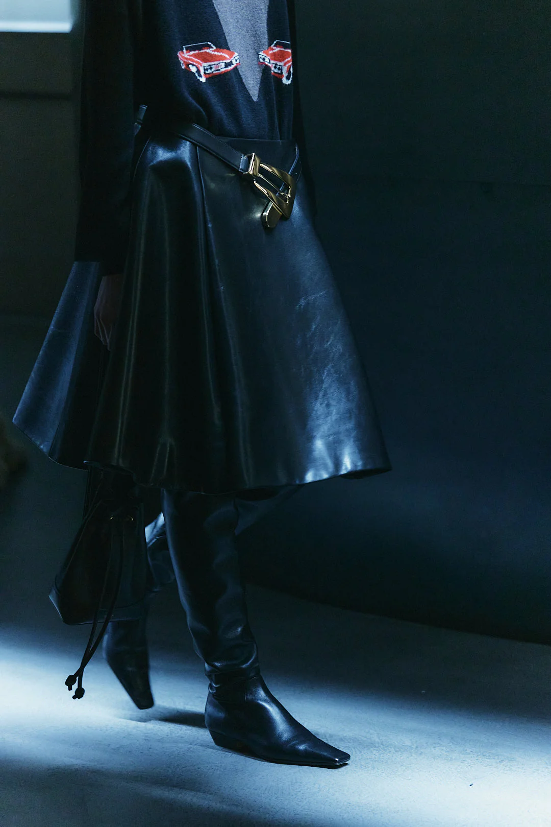 Khaite - Lucca Belt in Black Leather with Gold - Image 10