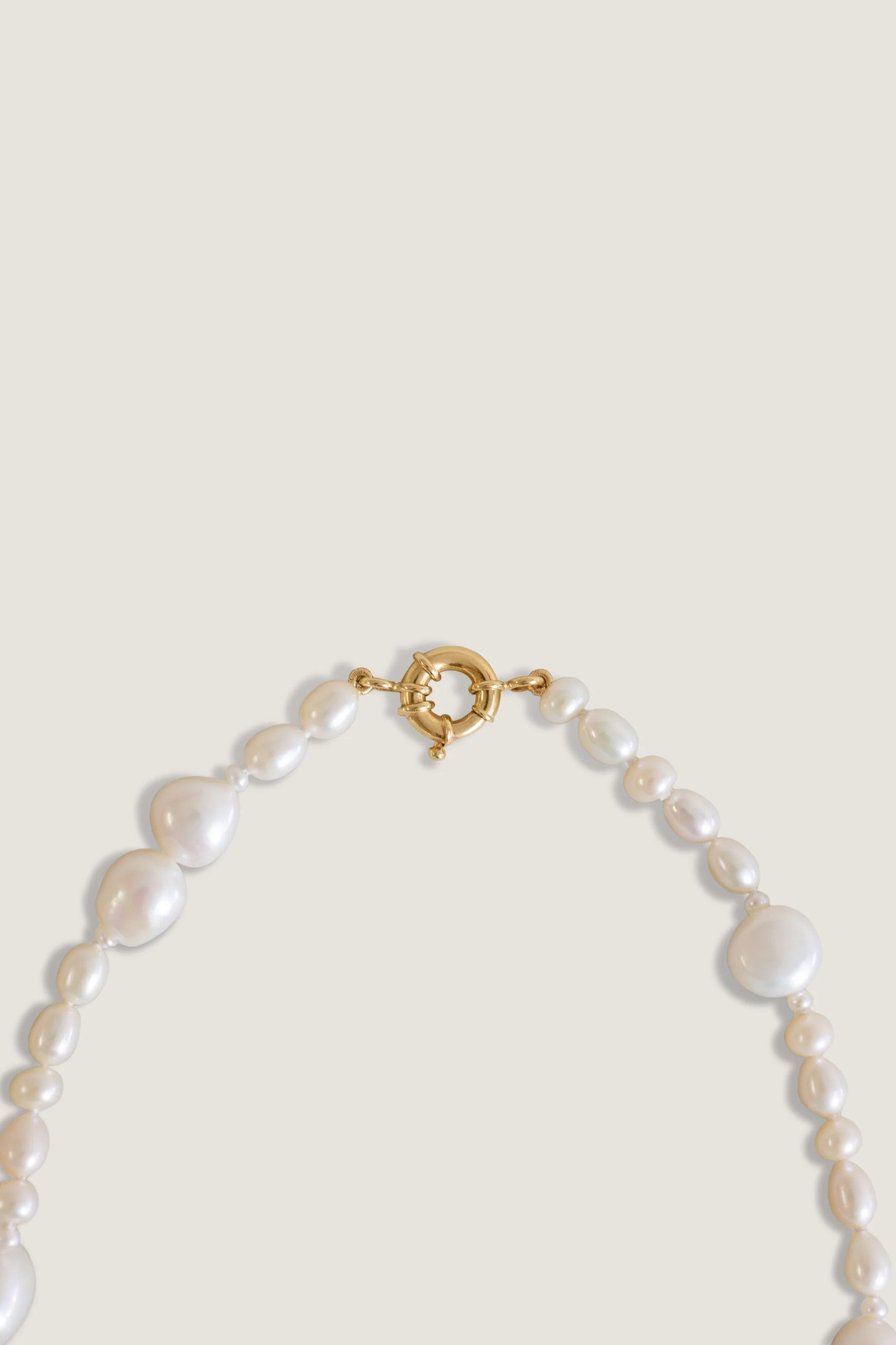 Kinn - Lucy Baroque Pearl Necklace - Image 4