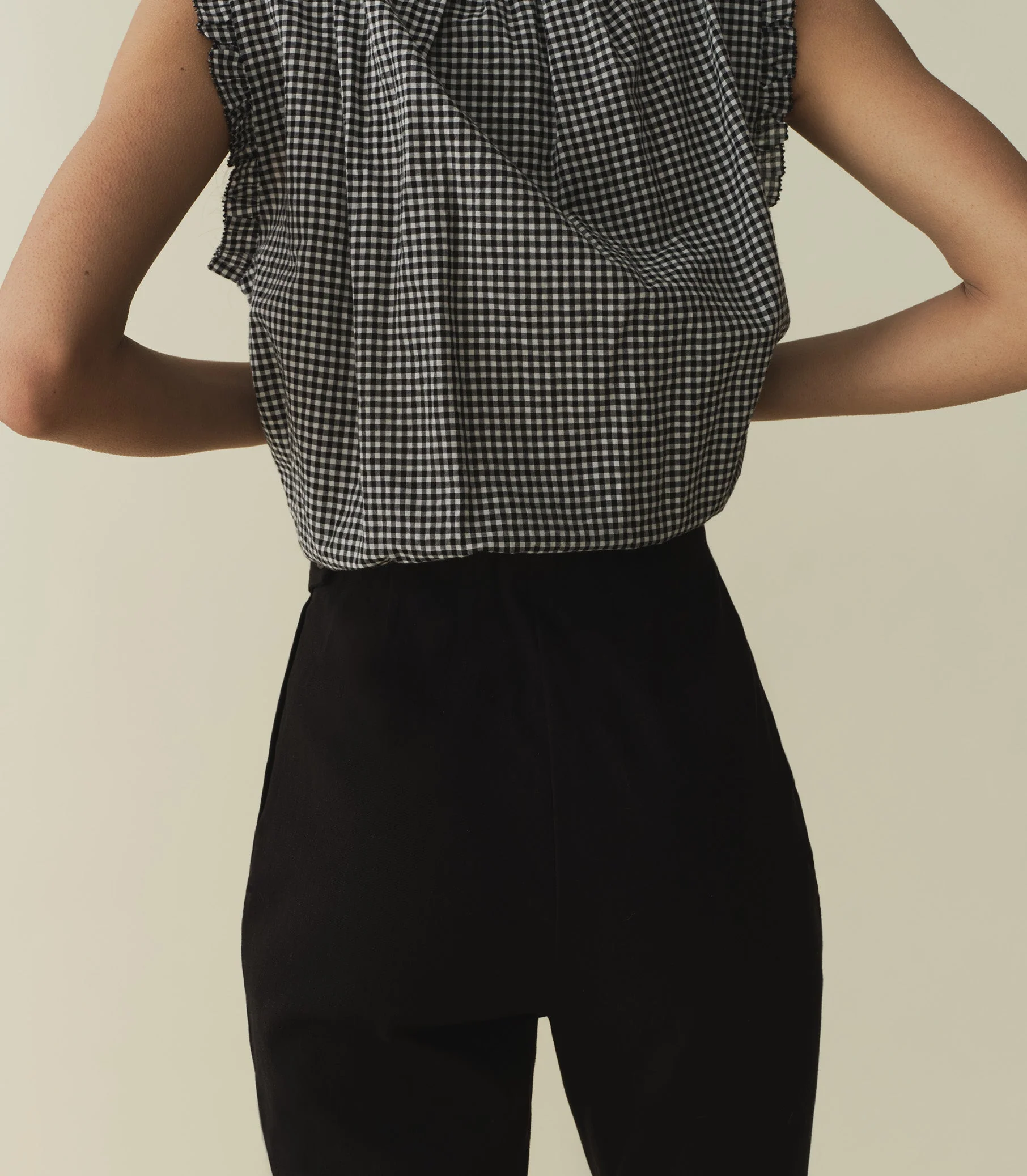 DÔEN - LULA PANT -- BLACK - Image 4