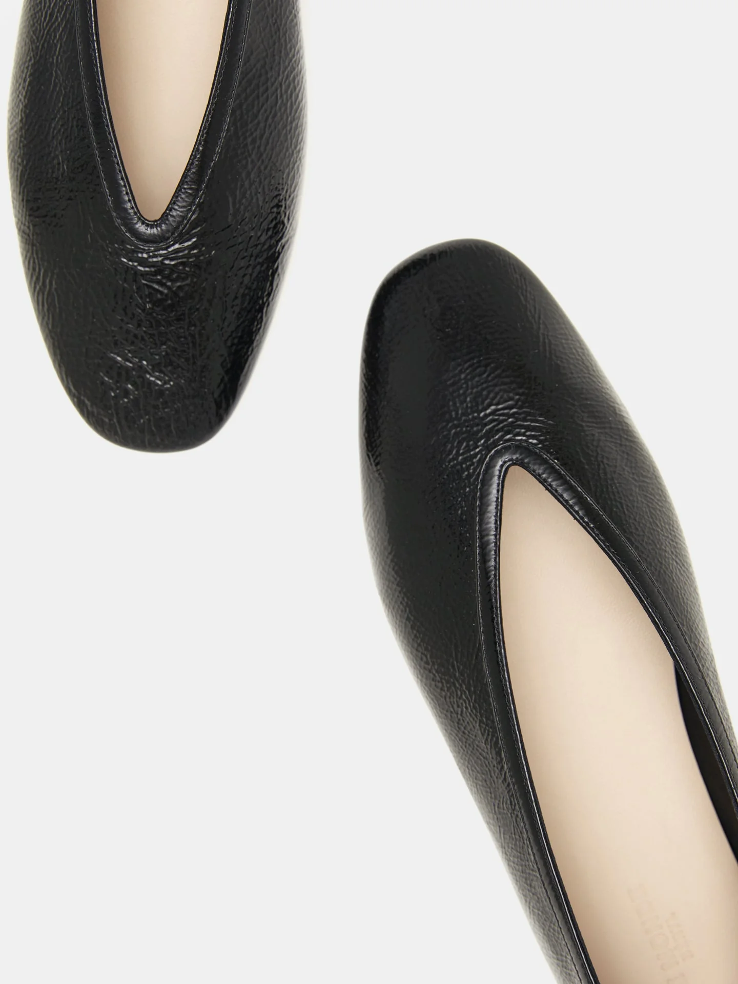 Le Monde Beryl - Luna Slipper / Black Patent Leather - Image 3