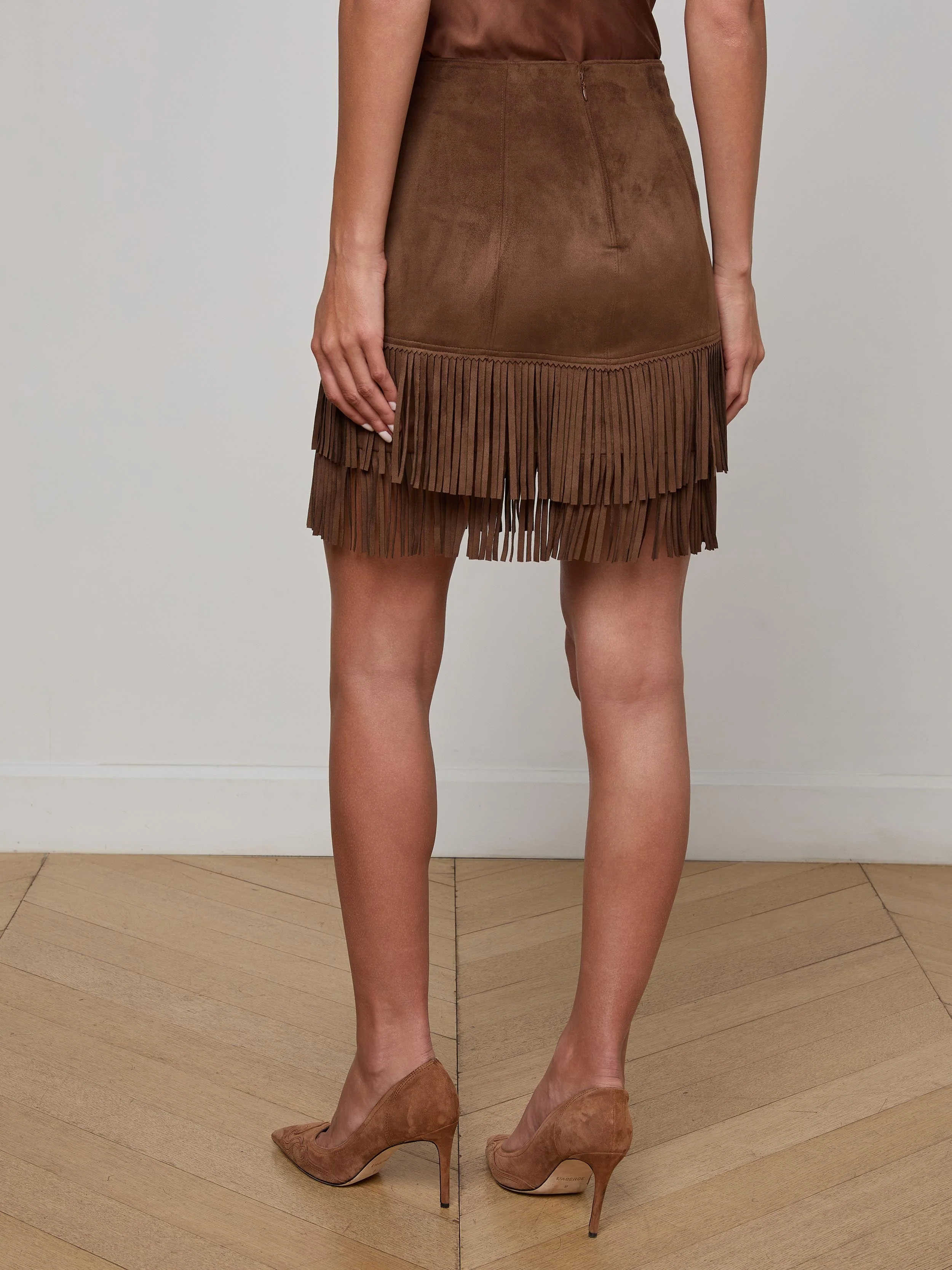 L'AGENCE - Lyle Vegan Suede Mini Skirt - Image 4