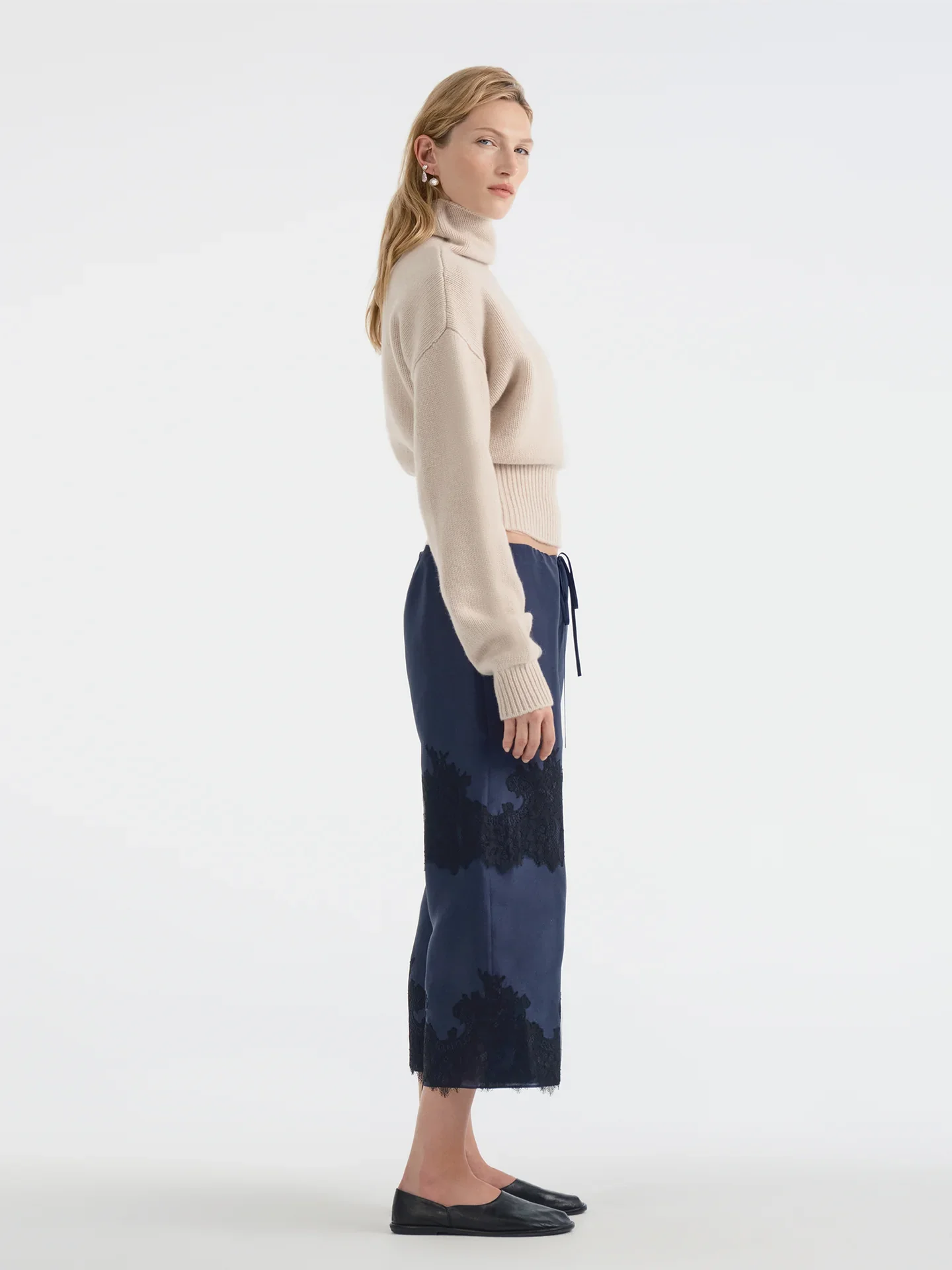 Aflalo - Maelis Pant in Silk - Image 4