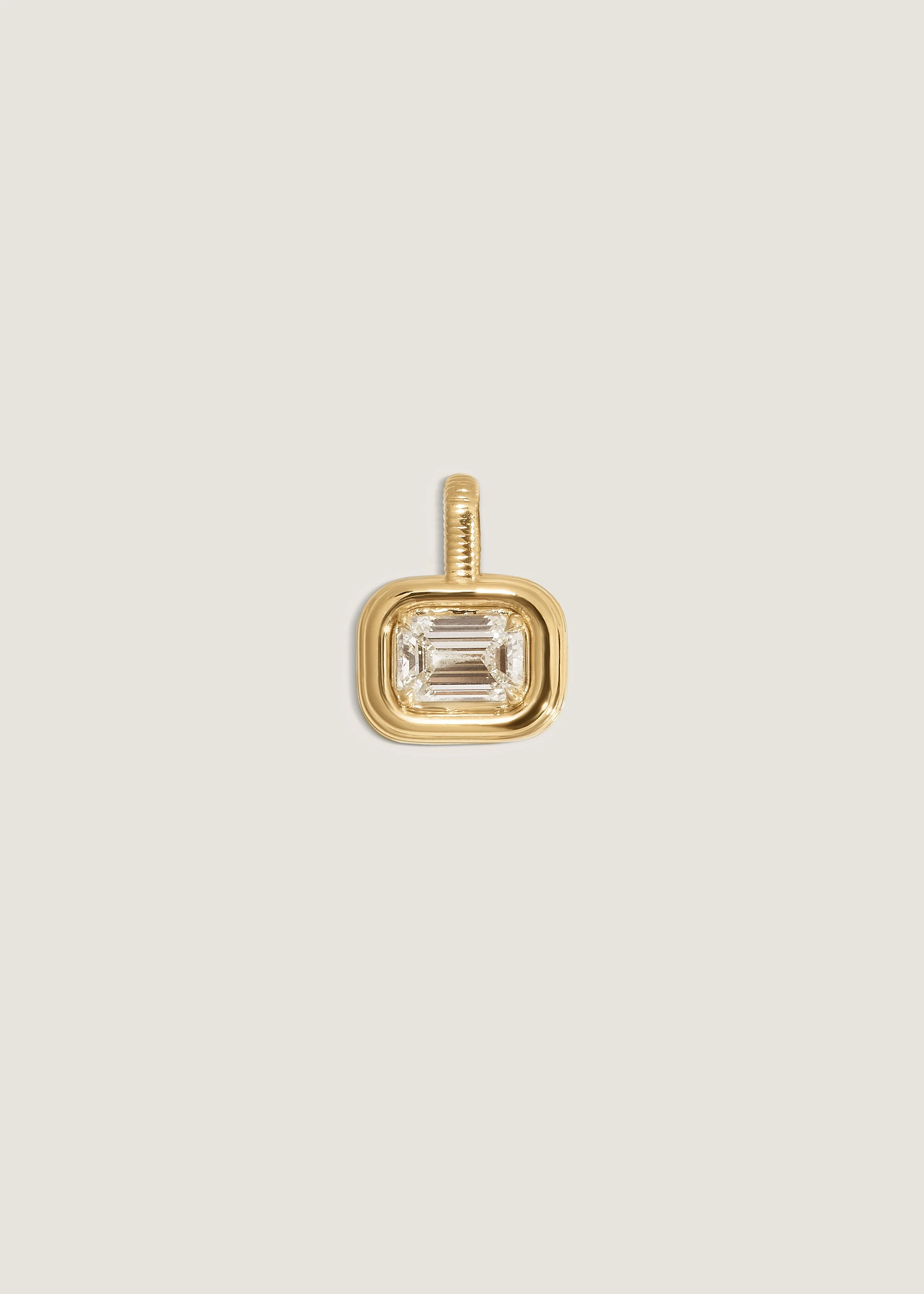 Kinn - Margot Pendant Emerald Cut Diamond Necklace - Image 8