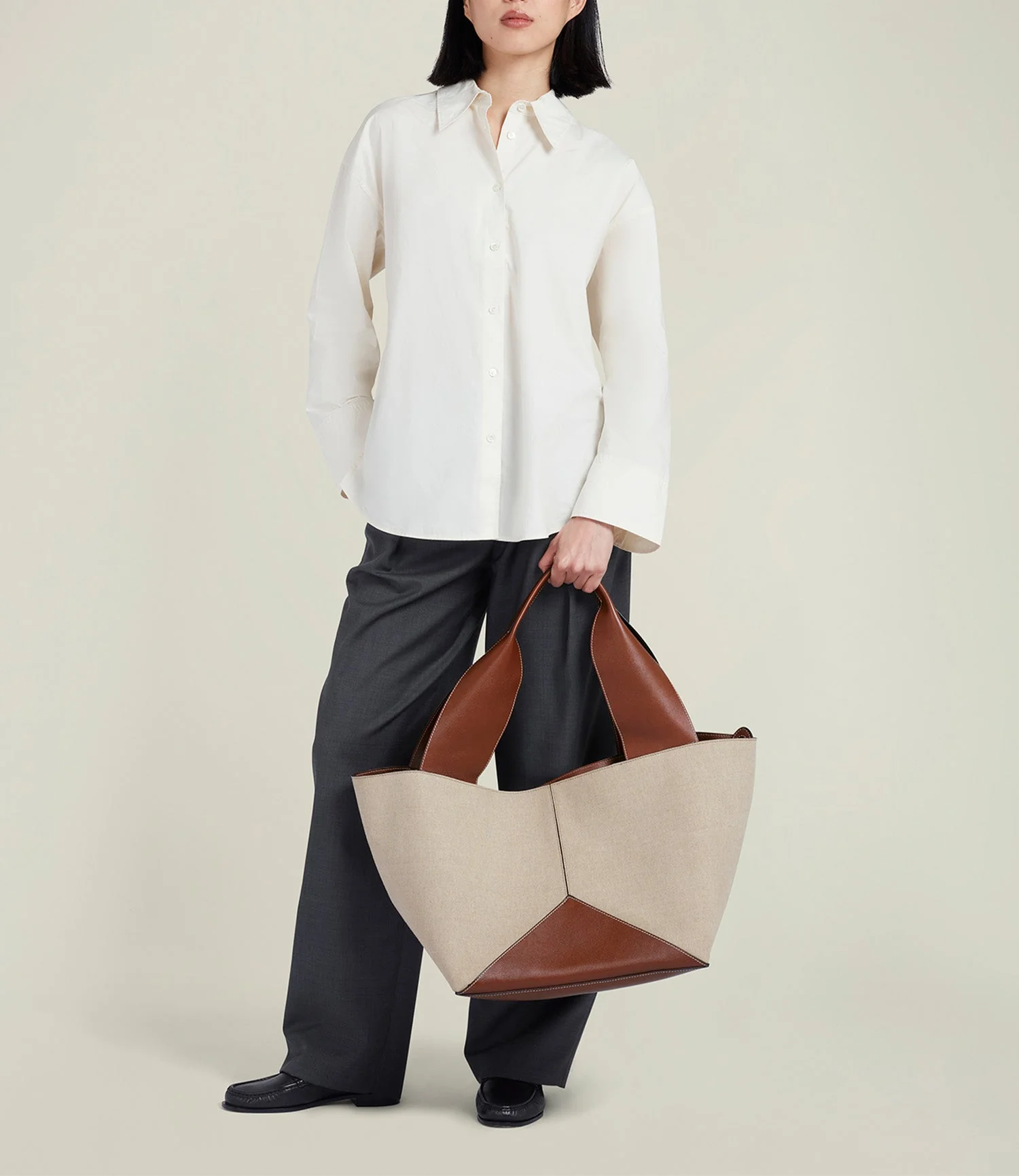 Metier - Market Weekend Bag Natural Linen With Buffalo Cognac - Image 4