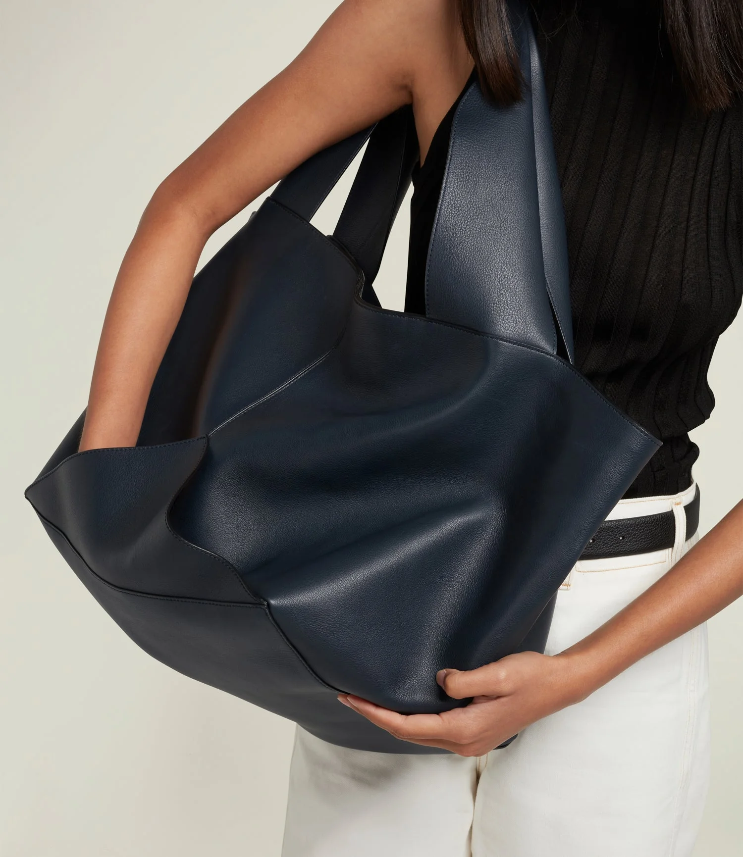 Metier - Market Weekend Smooth Calfskin Navy - Image 6