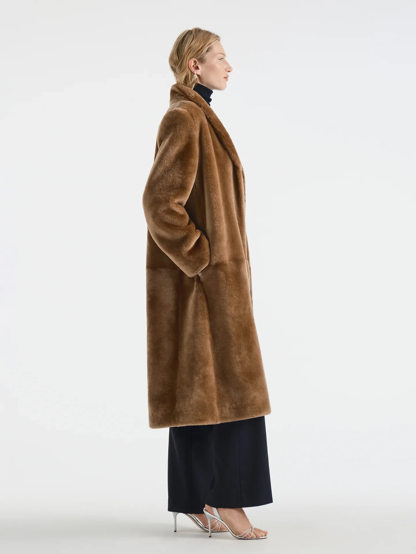 Aflalo - Maurelle Coat in Shearling - Image 4