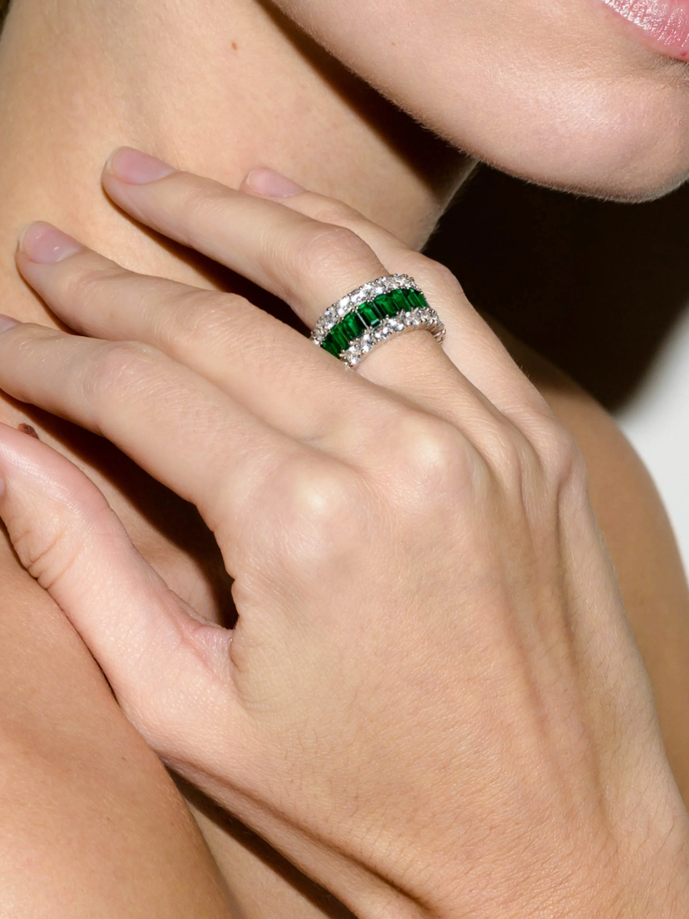 Dorsey - MAXIME THREE - ROW RING IN NANO EMERALD AND MOISSANITE - Image 4