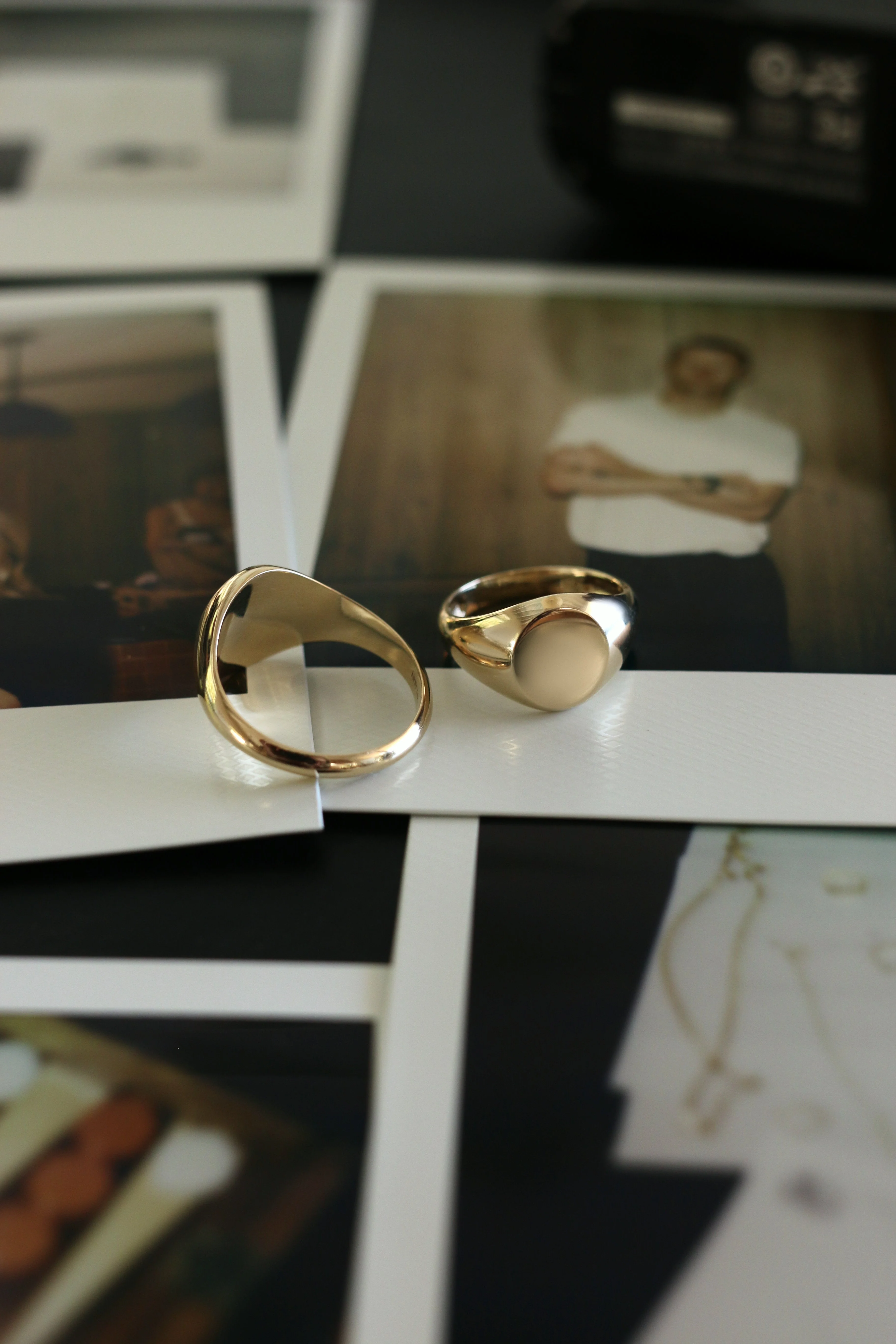 Kinn - Men's Bold Classic Signet Ring - Image 7