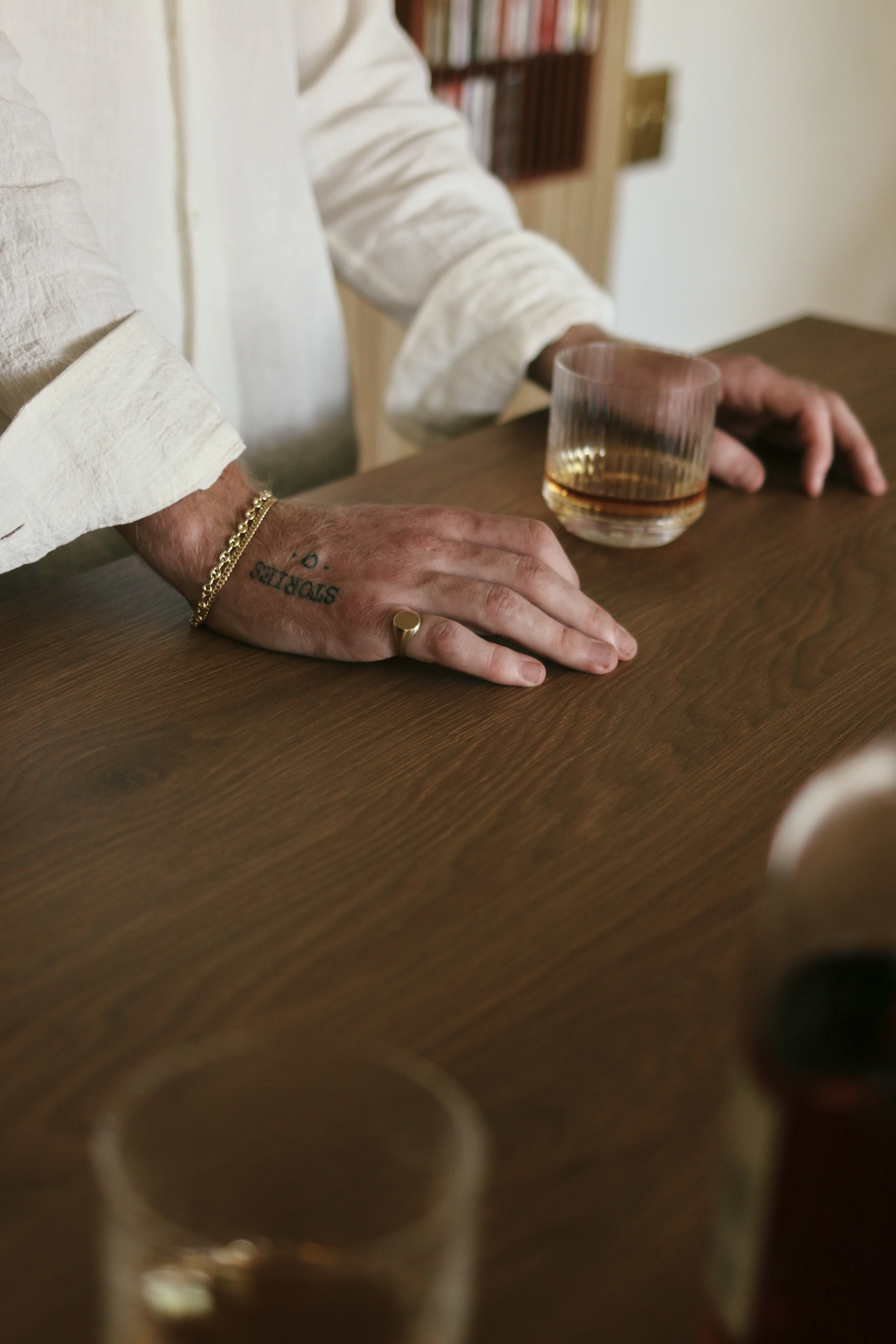 Kinn - Men's Petite Familia Cuban Bracelet - Image 6