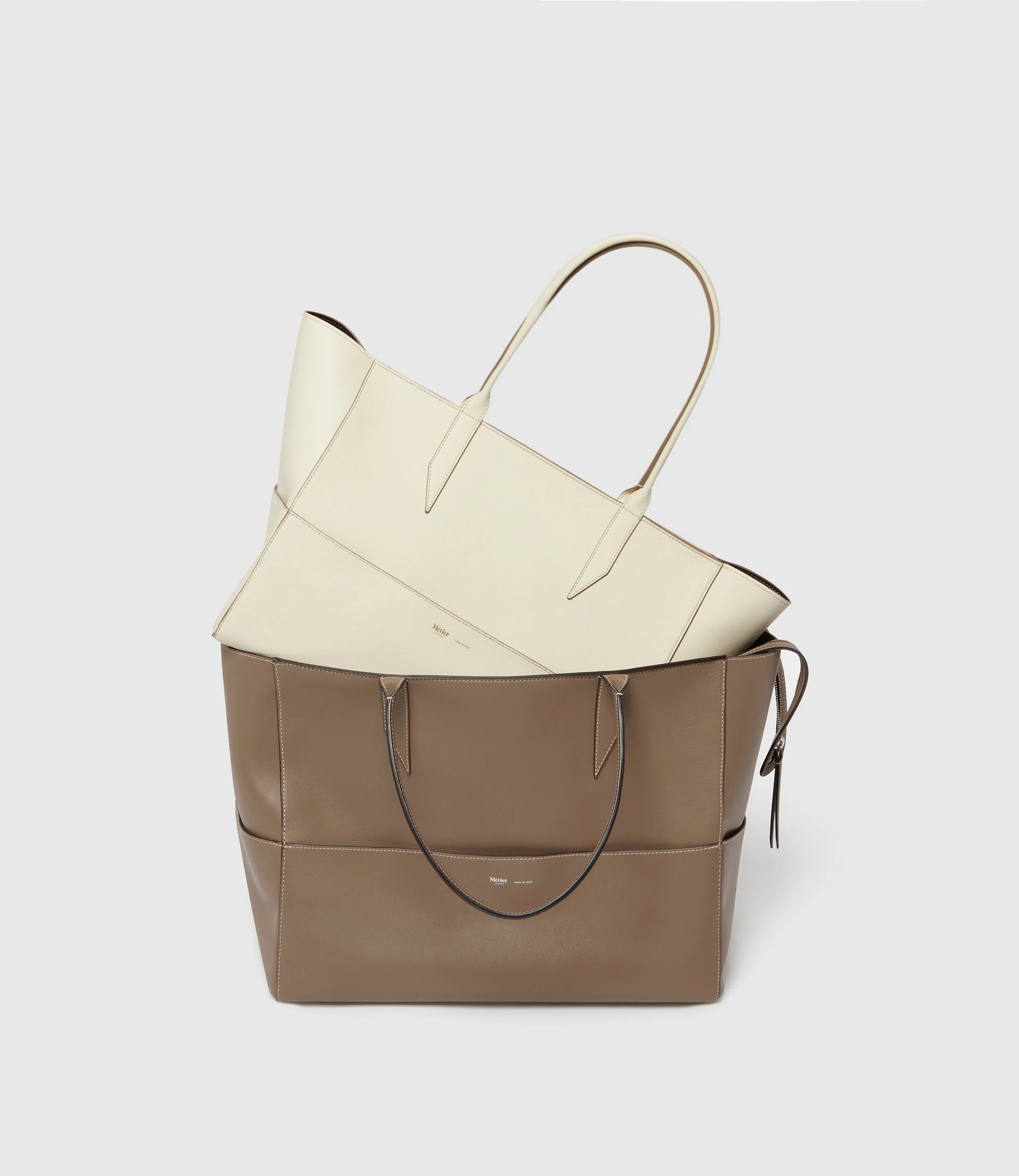 Metier - Incognito 42 Cabas Bag Smooth Calfskin Taupe - Image 5