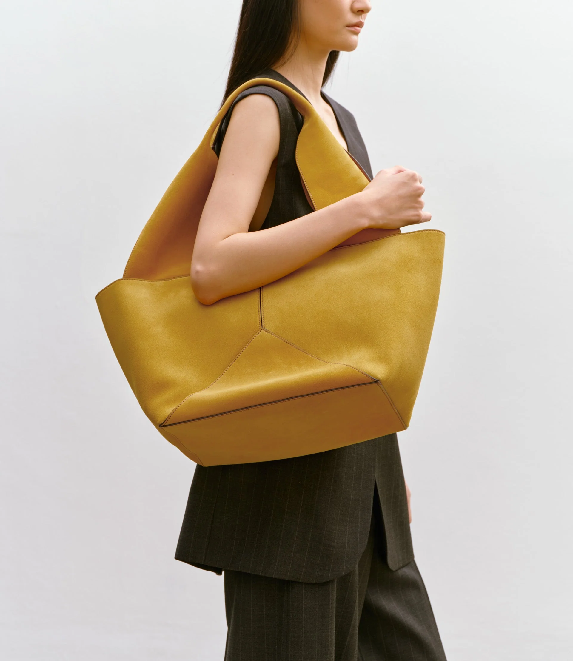 Metier - Market Bag Suede Pollen - Image 2