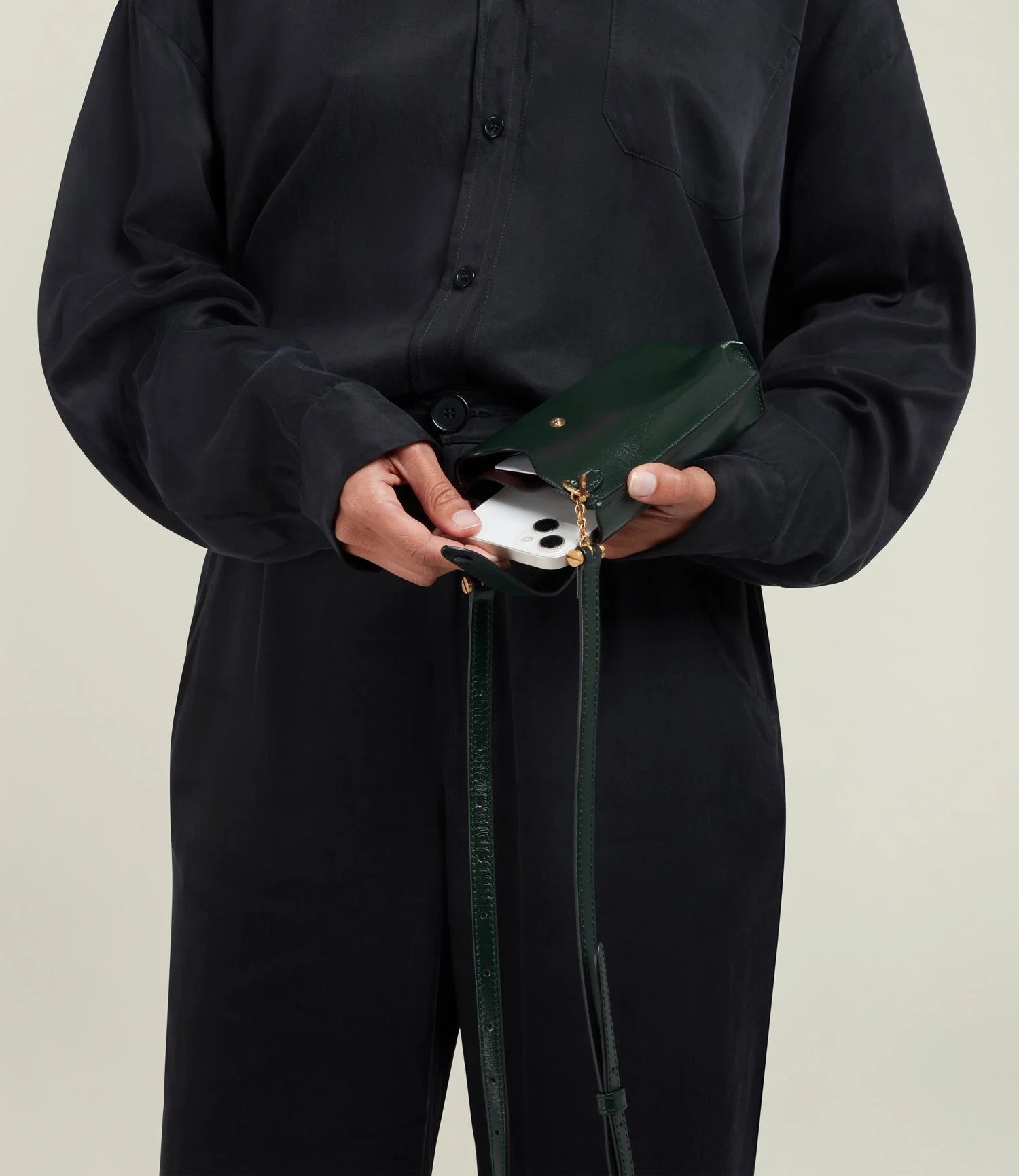 Metier - Minimalist Double Glossy Calfskin Forest Green - Image 5