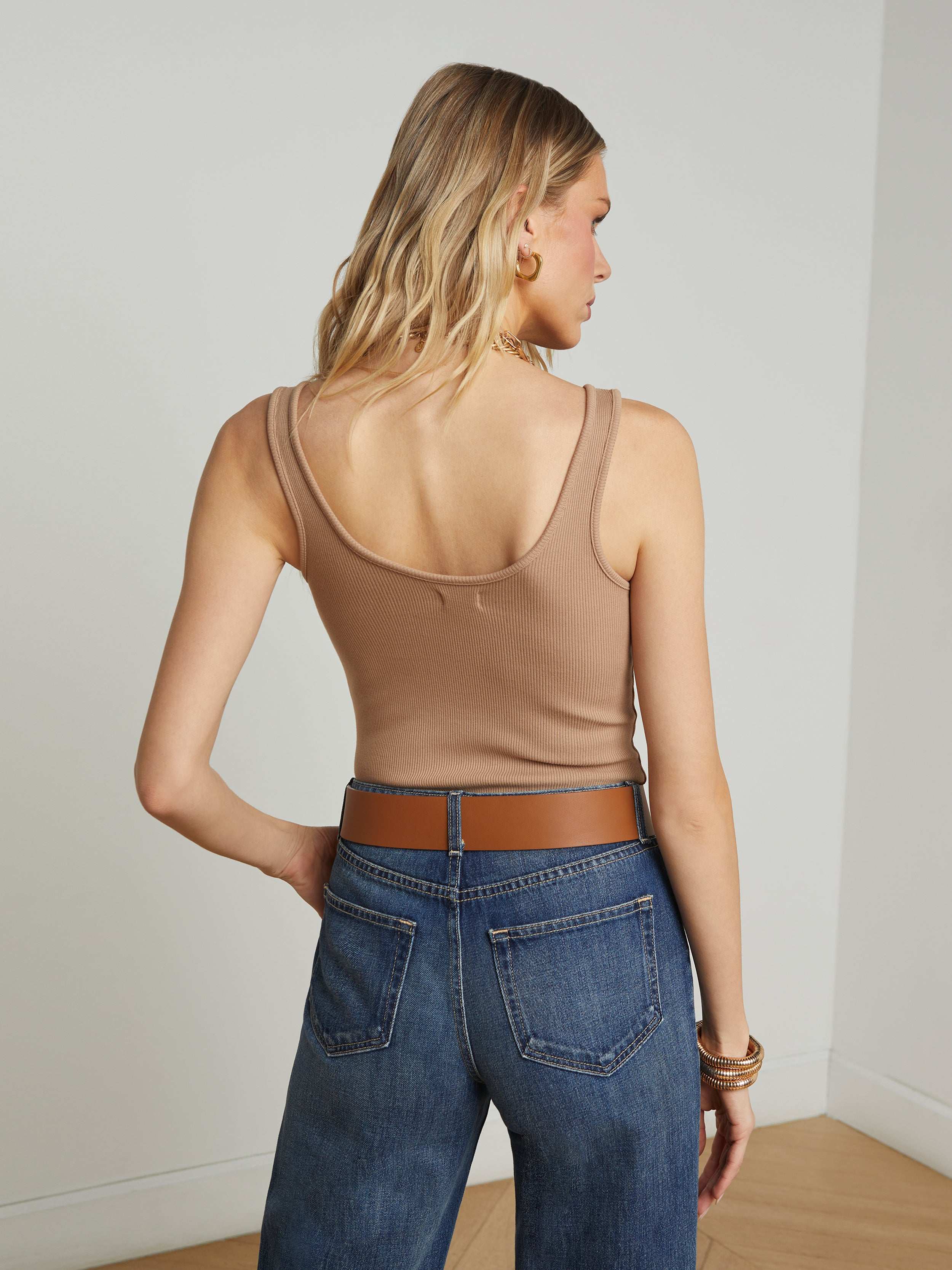 L'AGENCE - Nica Scoopneck Bodysuit - Image 9