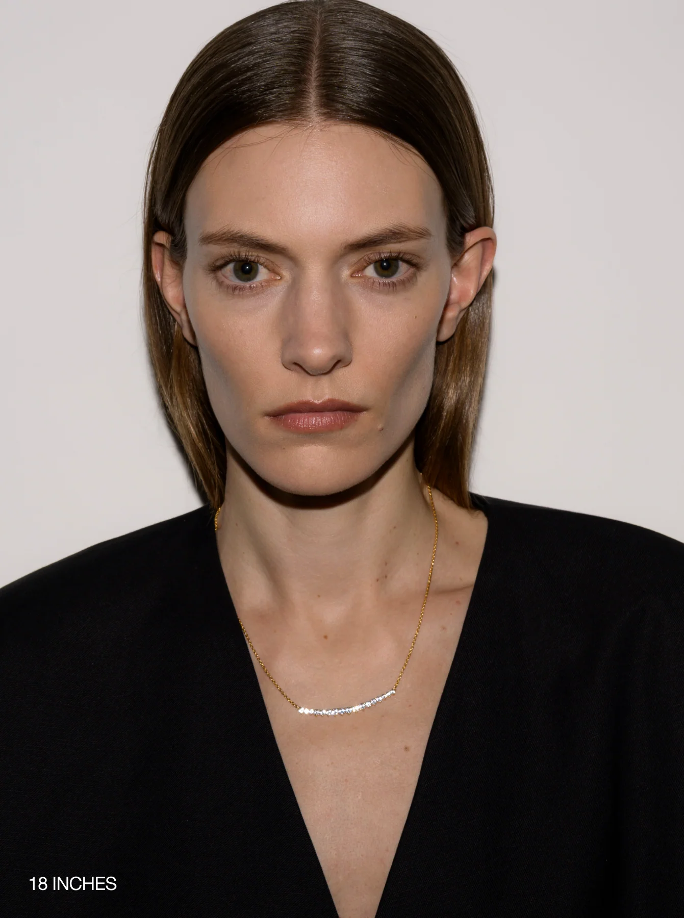 Dorsey - LARGE CURVE NECKLACE IN LAB WHITE SAPPHIRE - Image 3