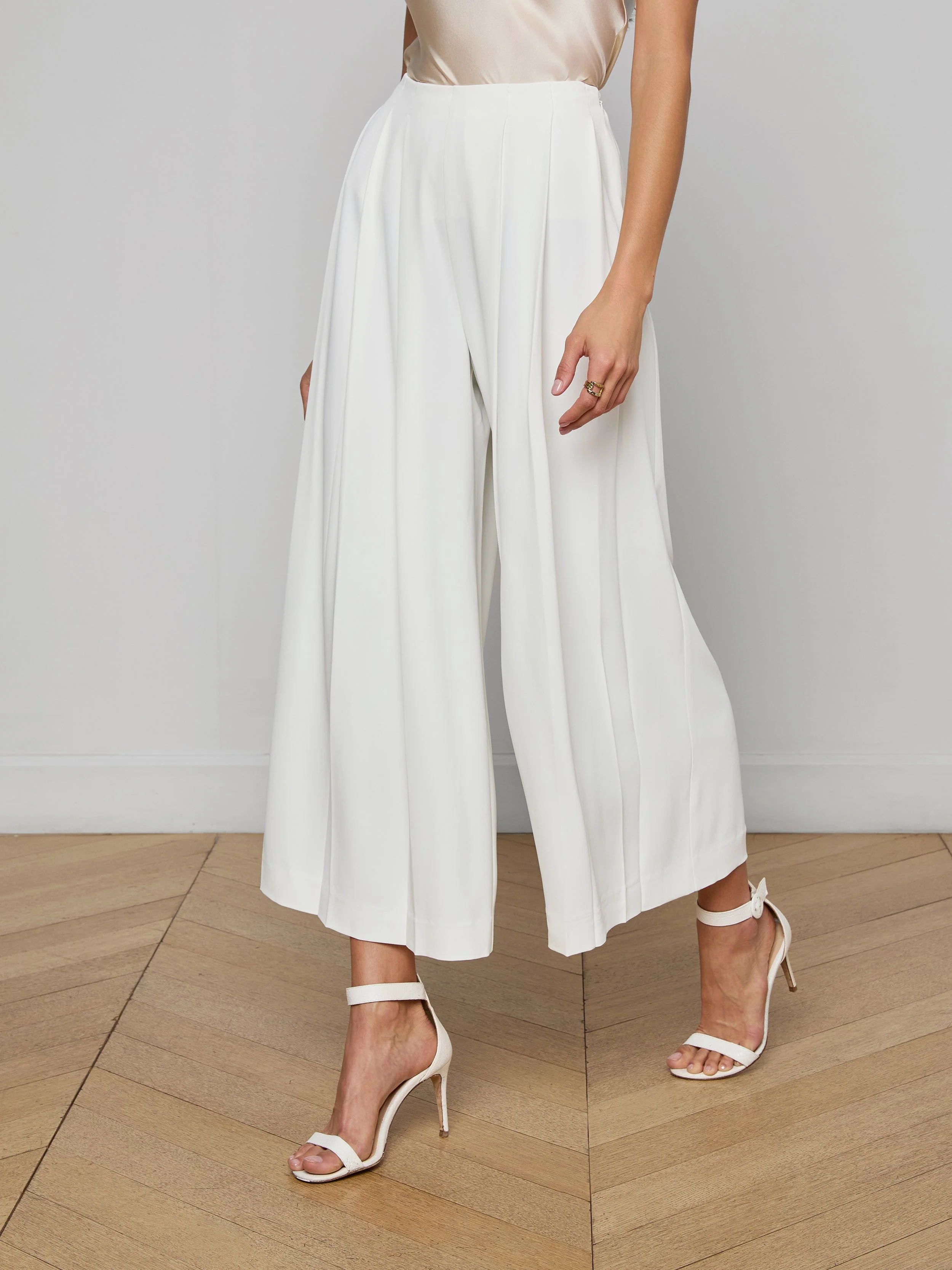 L'AGENCE - Novalynn Cropped Pleated Pant - Image 3